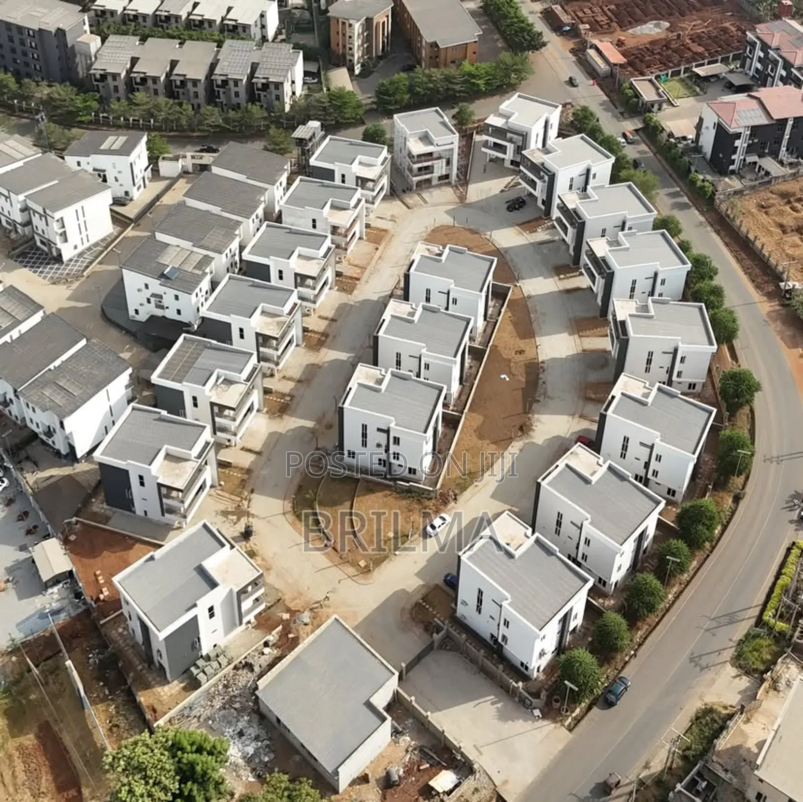 5bdrm Duplex in Kado for sale