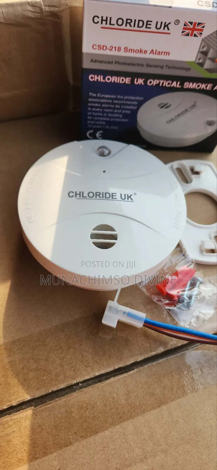 Chloride Uk 9v/220v Smoke Alarm