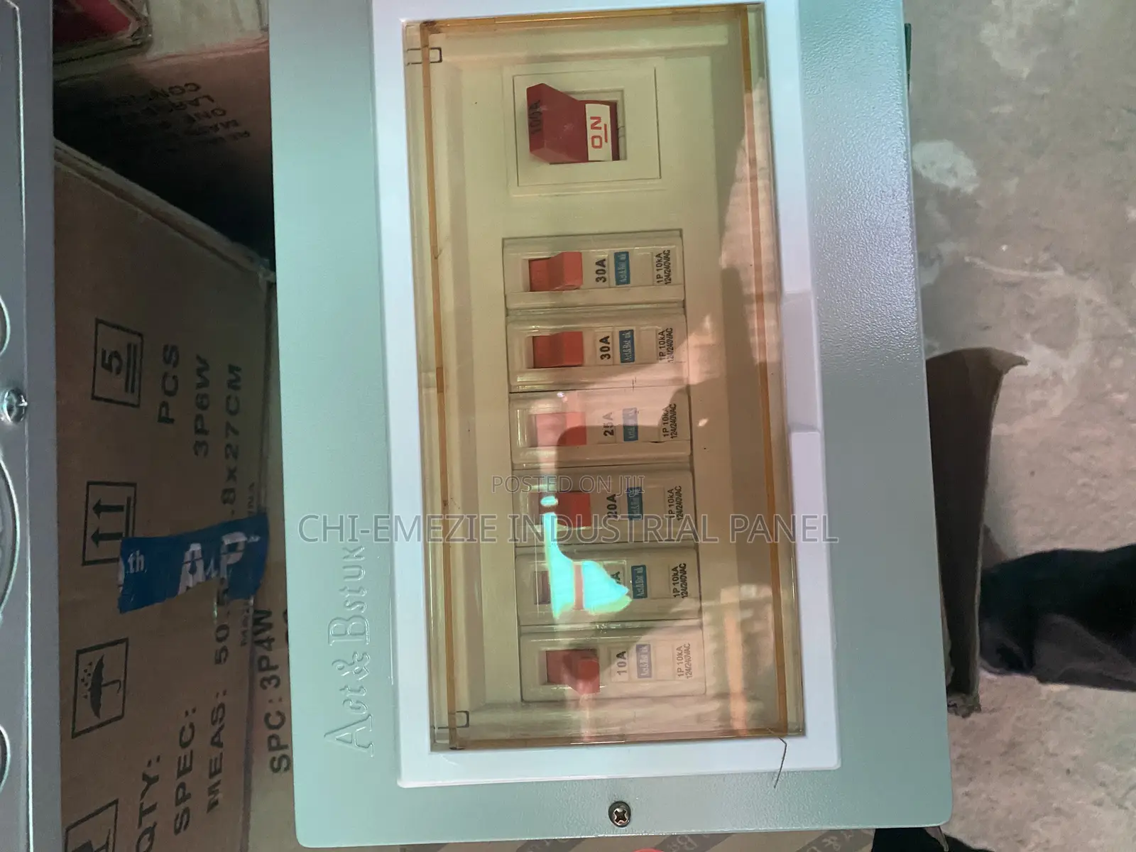 4 Stat Distribution Board Db For Safe Power Distribution