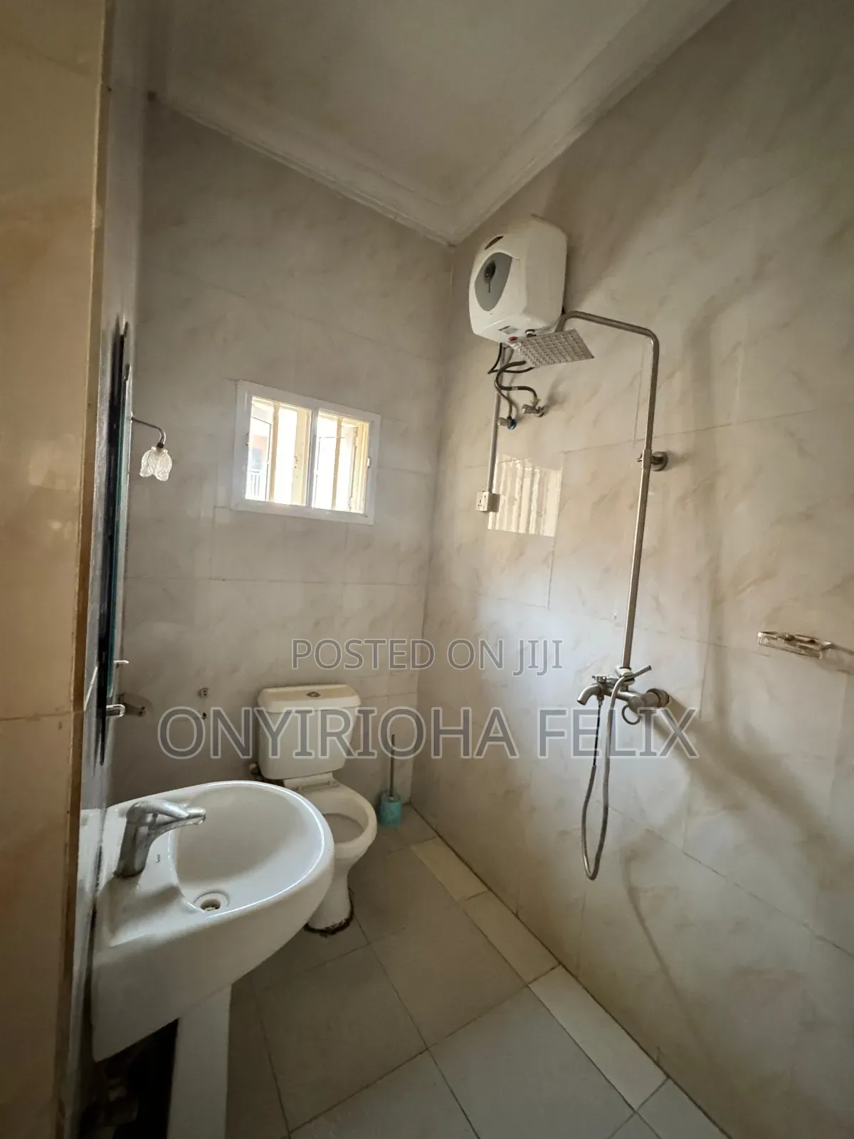 3bdrm Block of Flats in Life Camp Main for rent