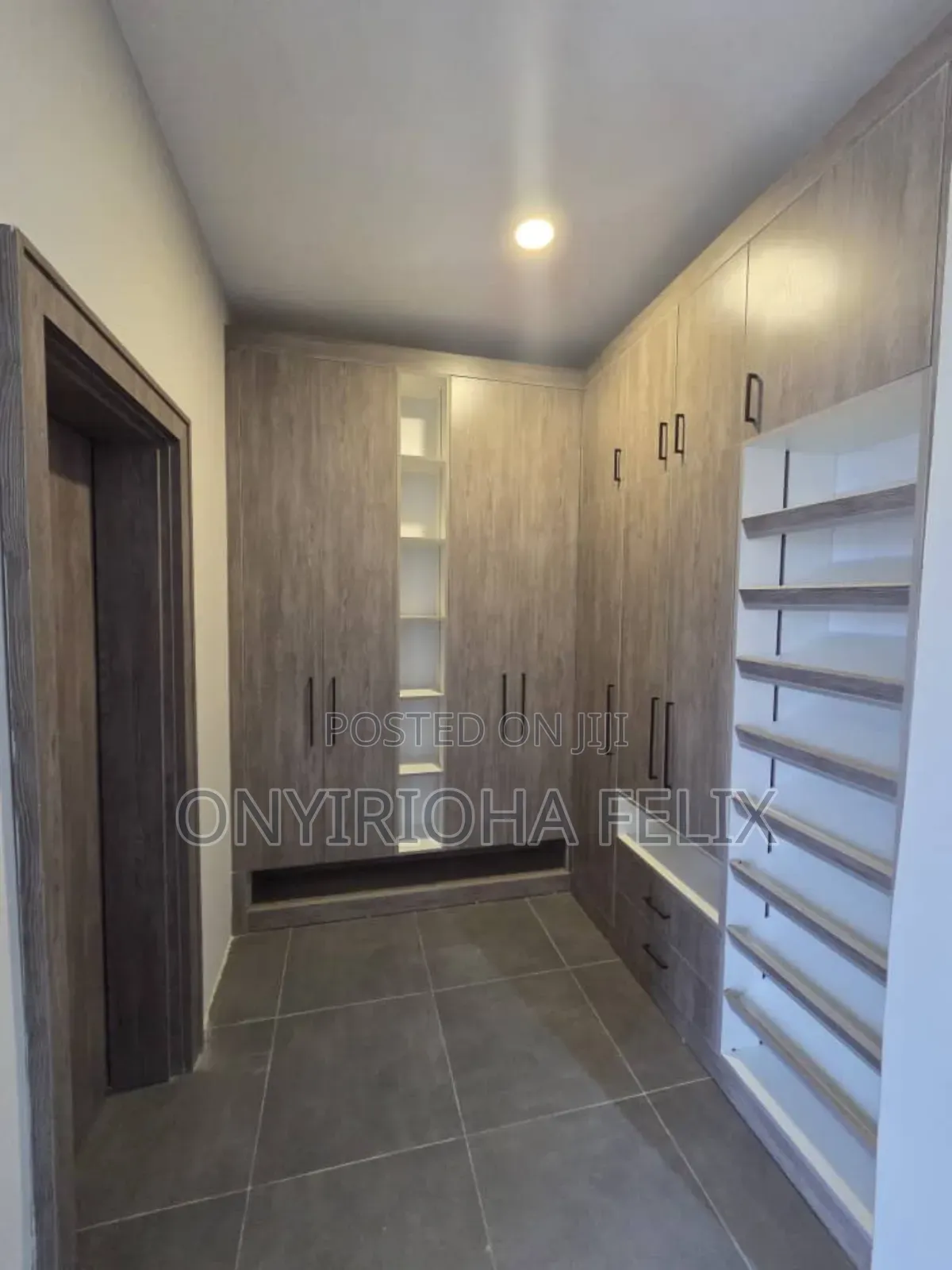 5bdrm Townhouse/Terrace in Dawaki News for sale
