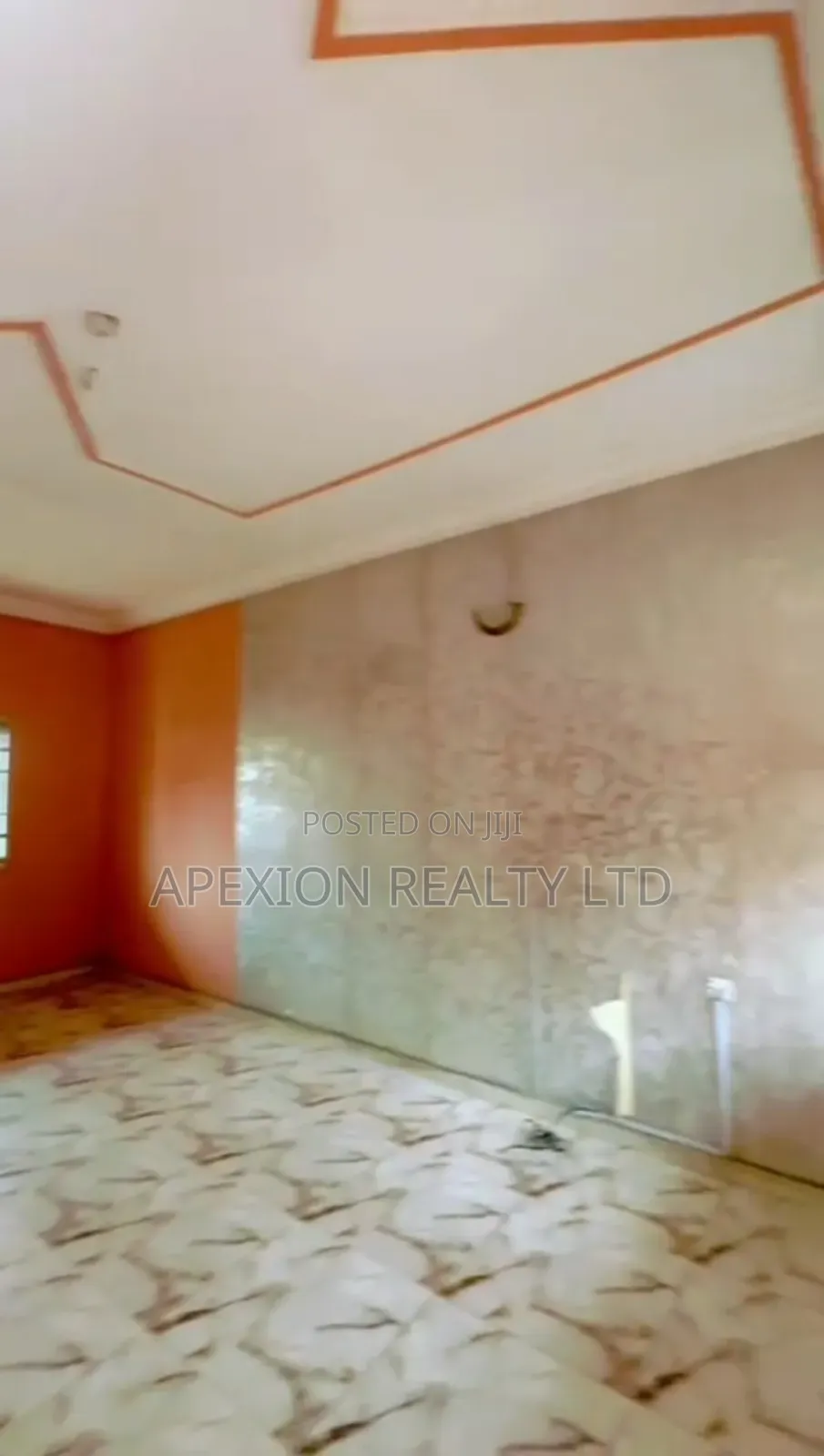 3bdrm Apartment in Woji Estate for rent