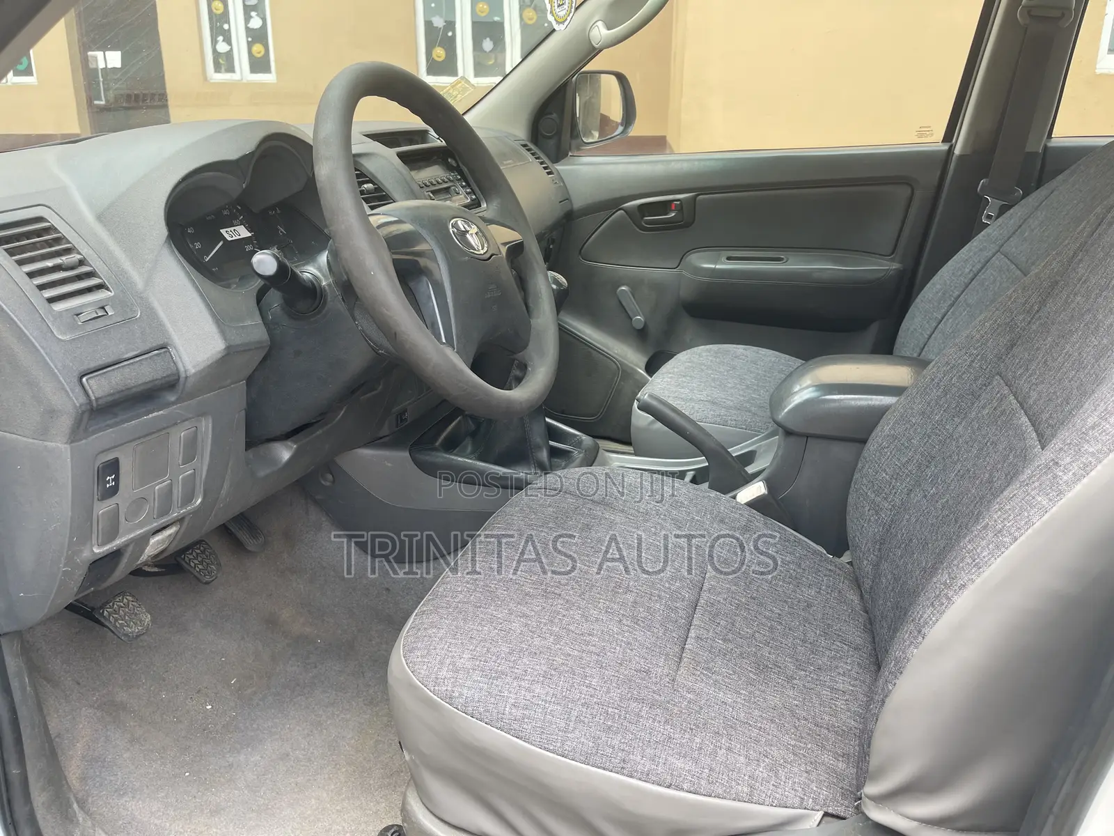 Toyota Hilux 2.0 VVT-i 2012 White