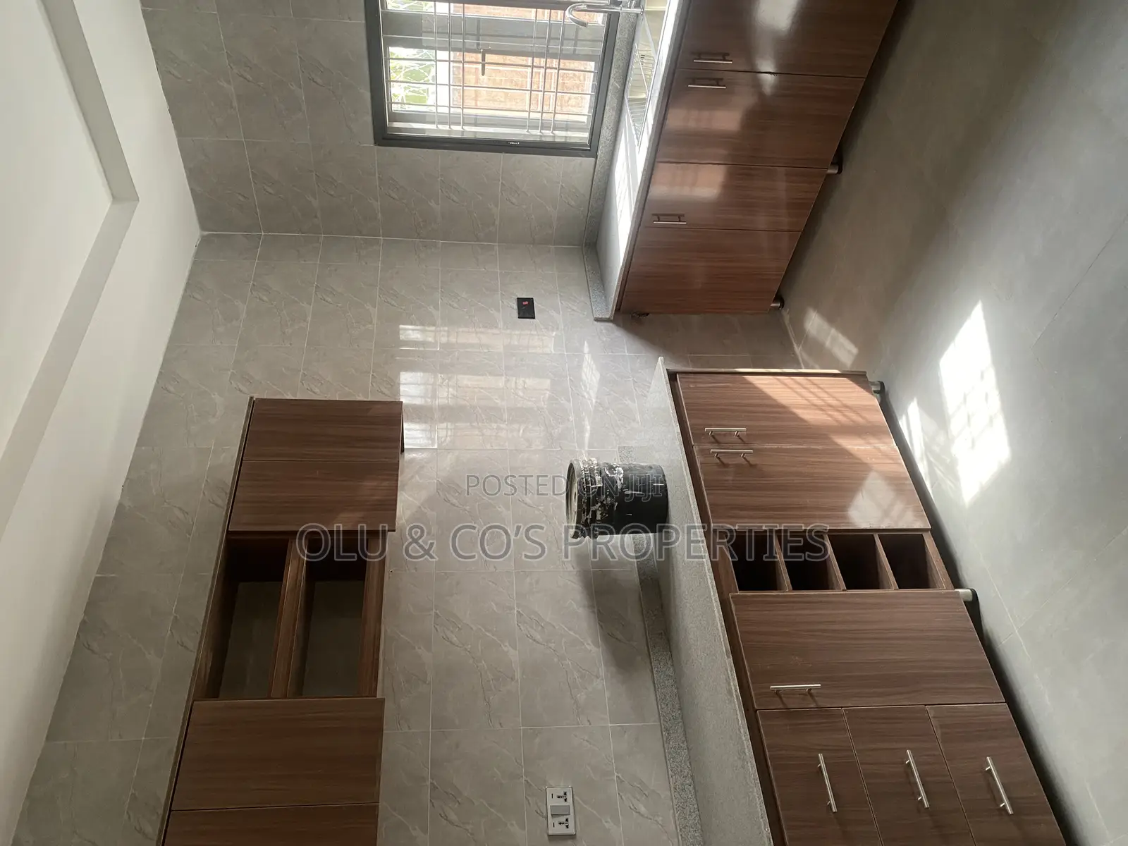 2bdrm Block of Flats in Aco Amac Estate, Lugbe District for rent