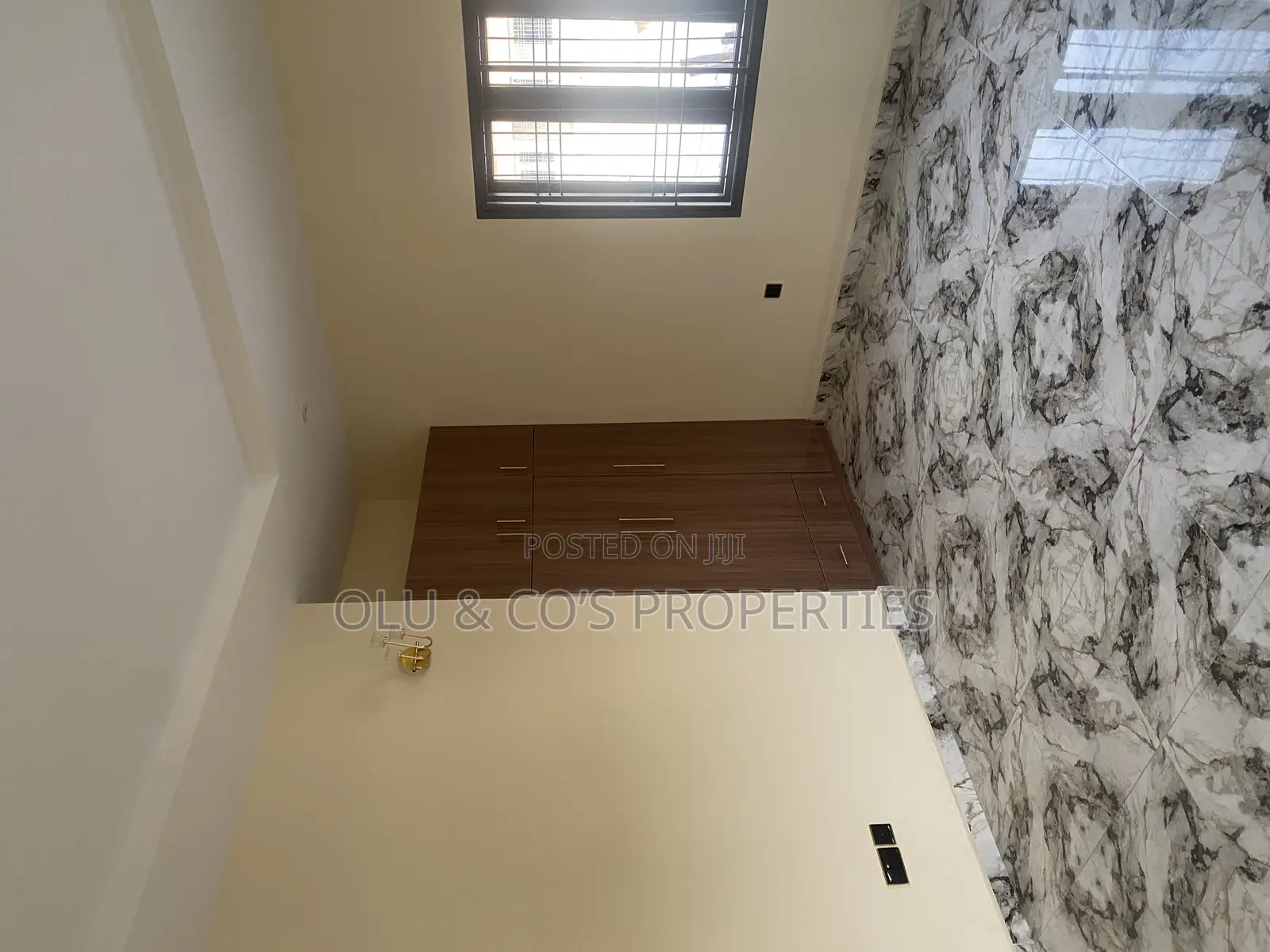 2bdrm Block of Flats in Aco Amac Estate, Lugbe District for rent