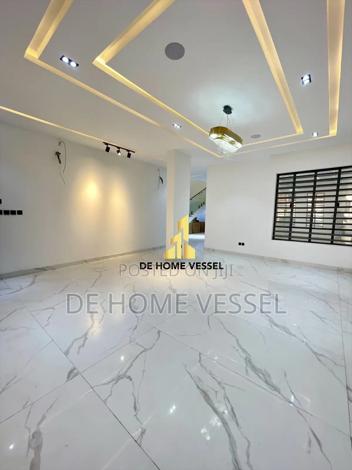 5bdrm Duplex in Lekki for sale