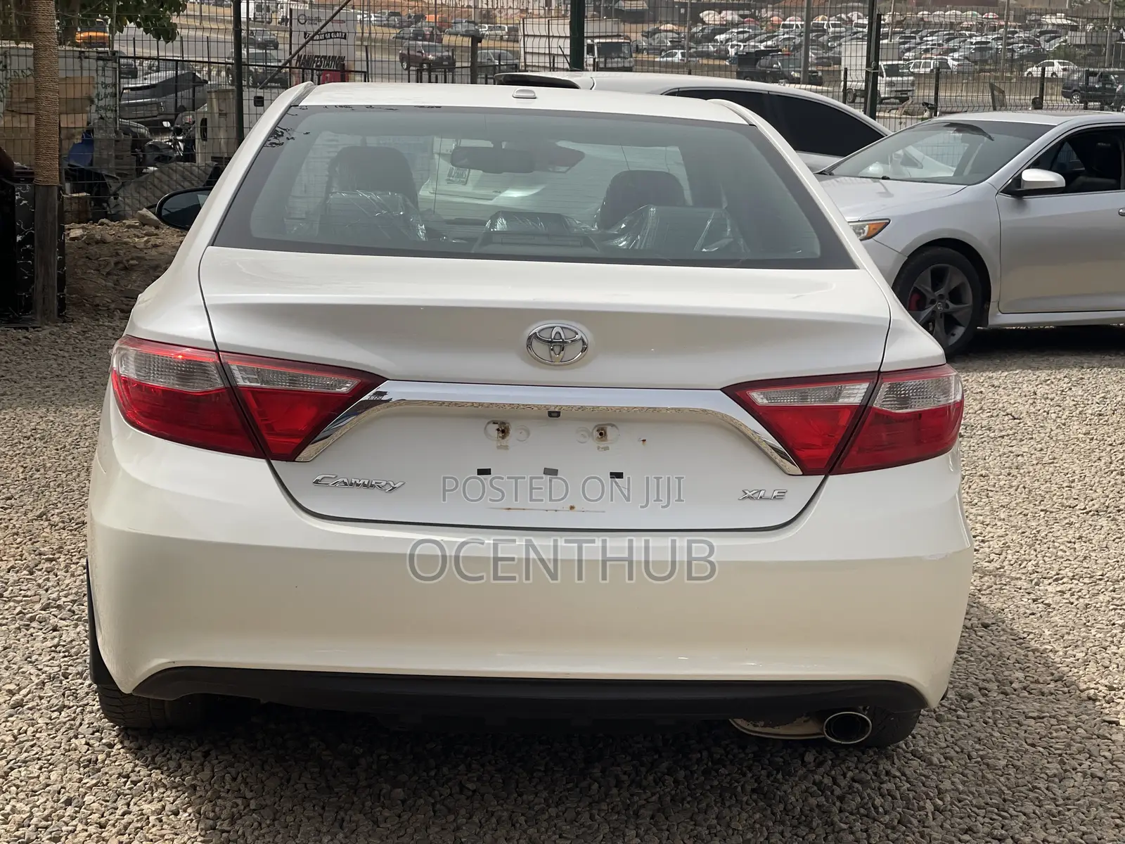 Toyota Camry XLE 4dr Sedan (2.5L 4cyl 6A) 2016 White