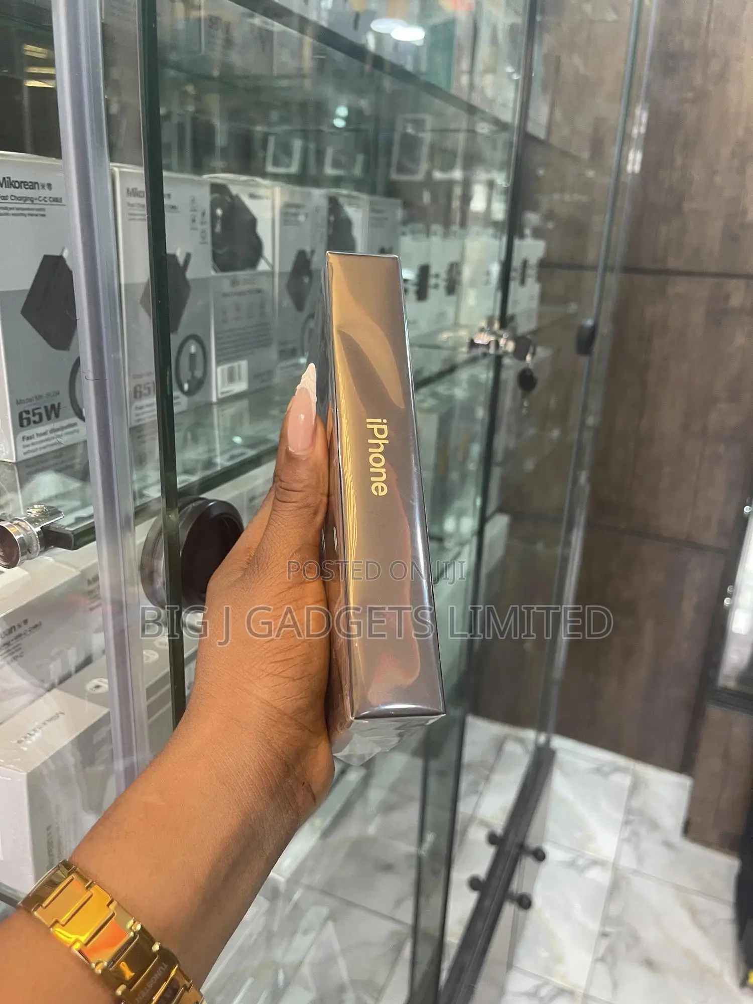 New Apple iPhone 12 Pro Max 256 GB Gold