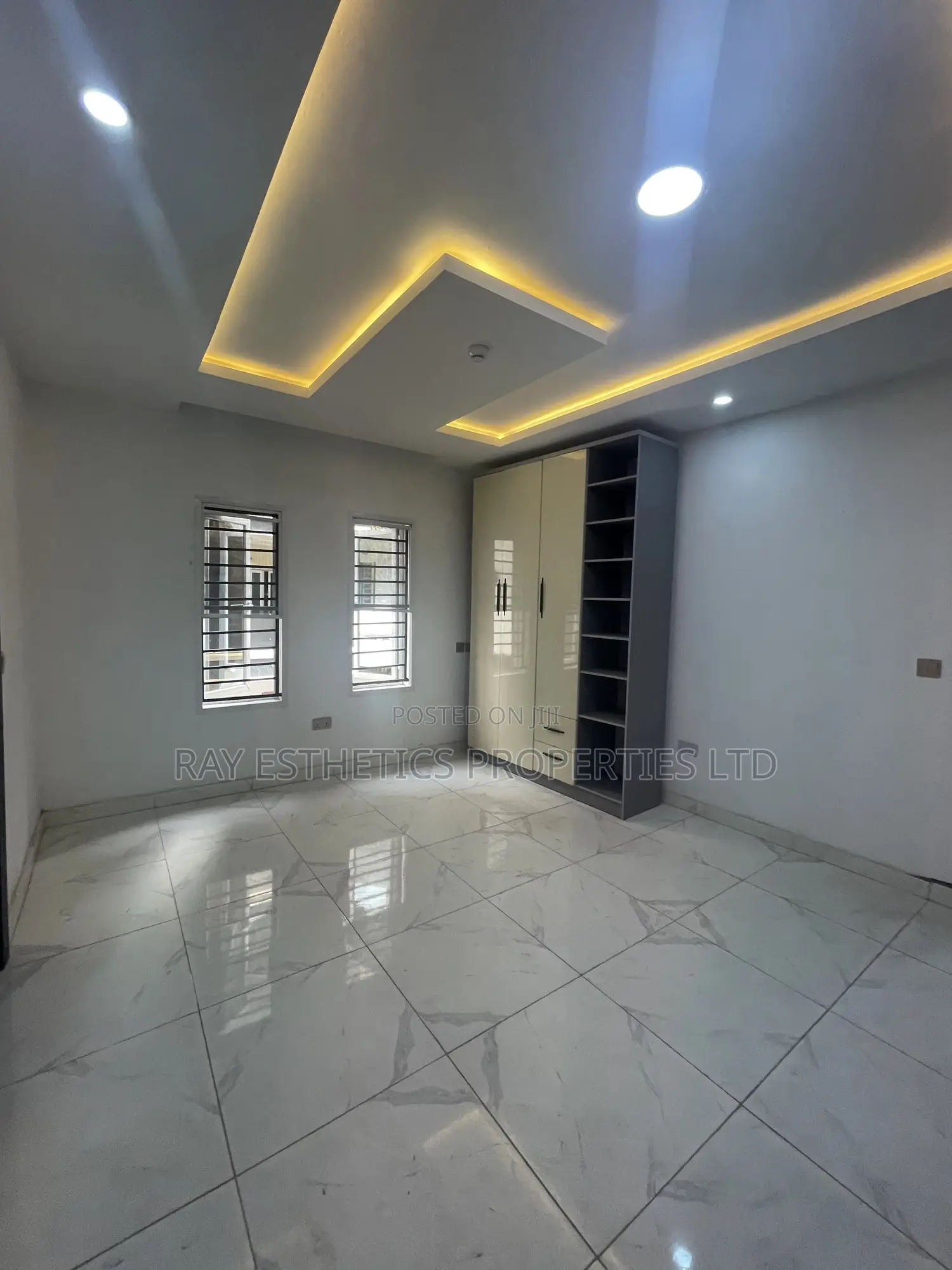 2bdrm Apartment in Freedom Way, Lagos State for sale