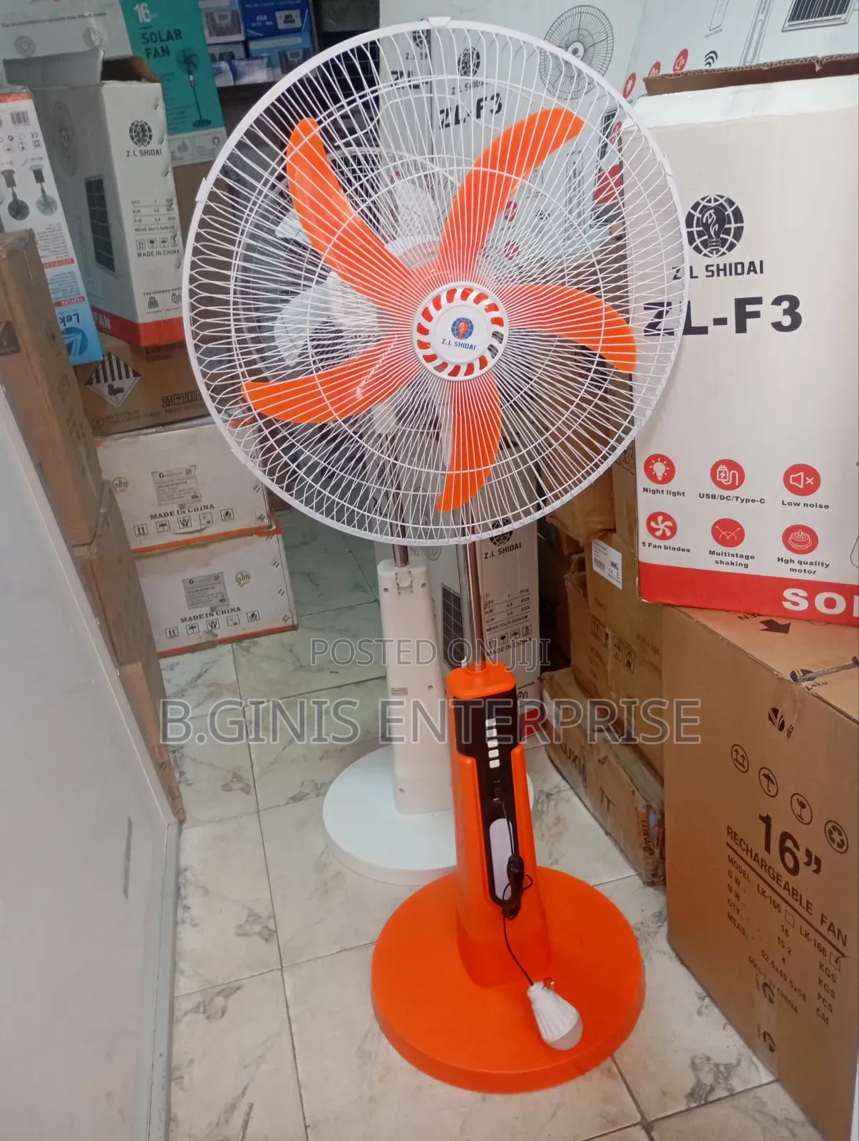 Amazing 18 Inches Rechargeable Solar Fan