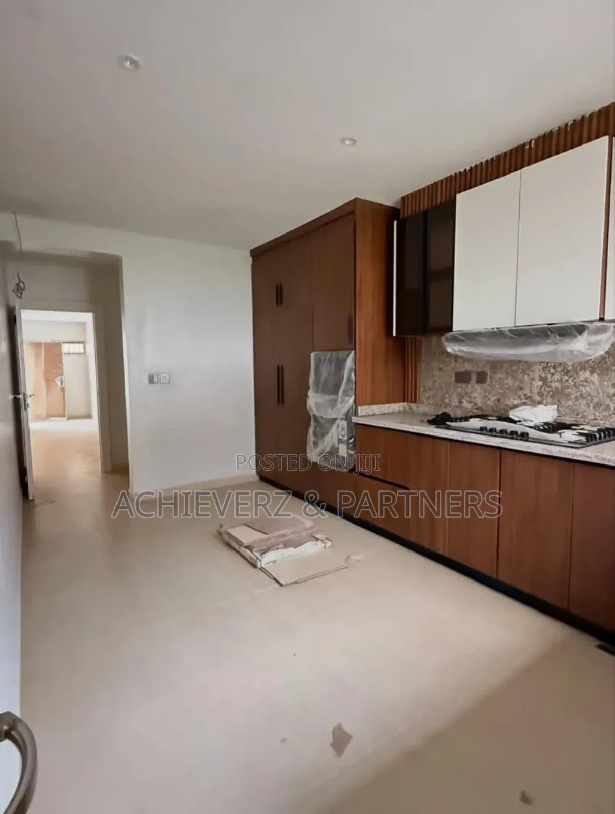 4bdrm Duplex in Utako for sale