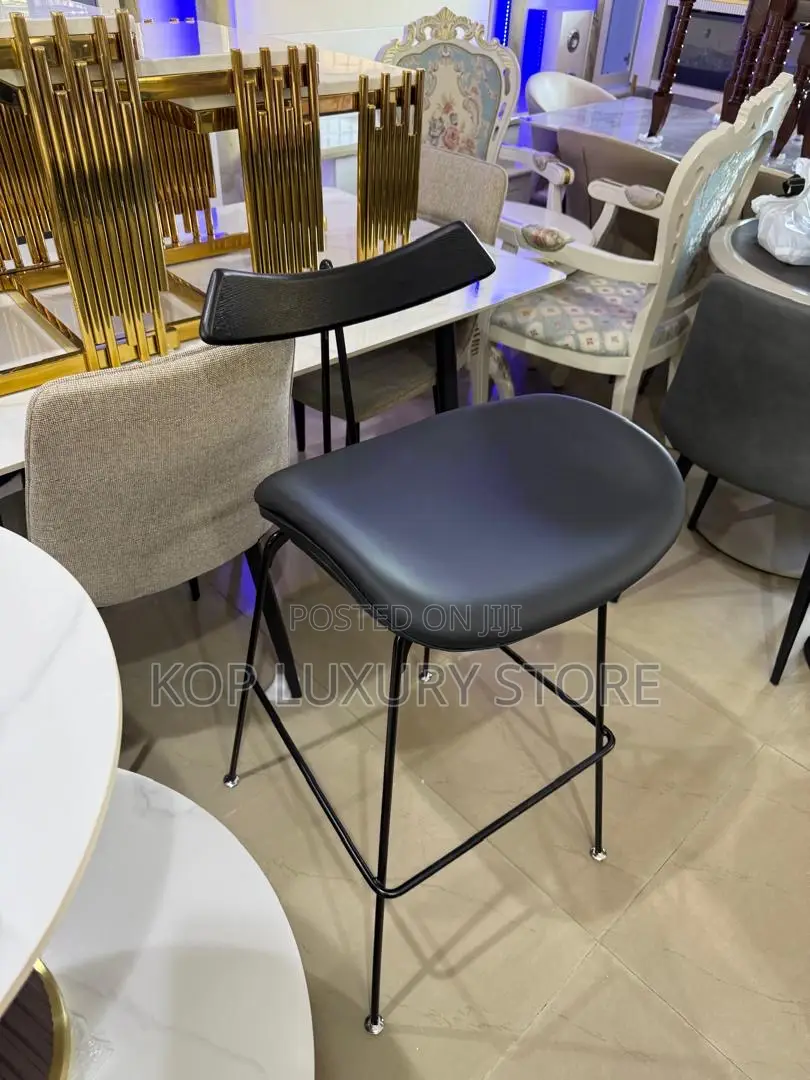Exclusive Quality Bar Stool