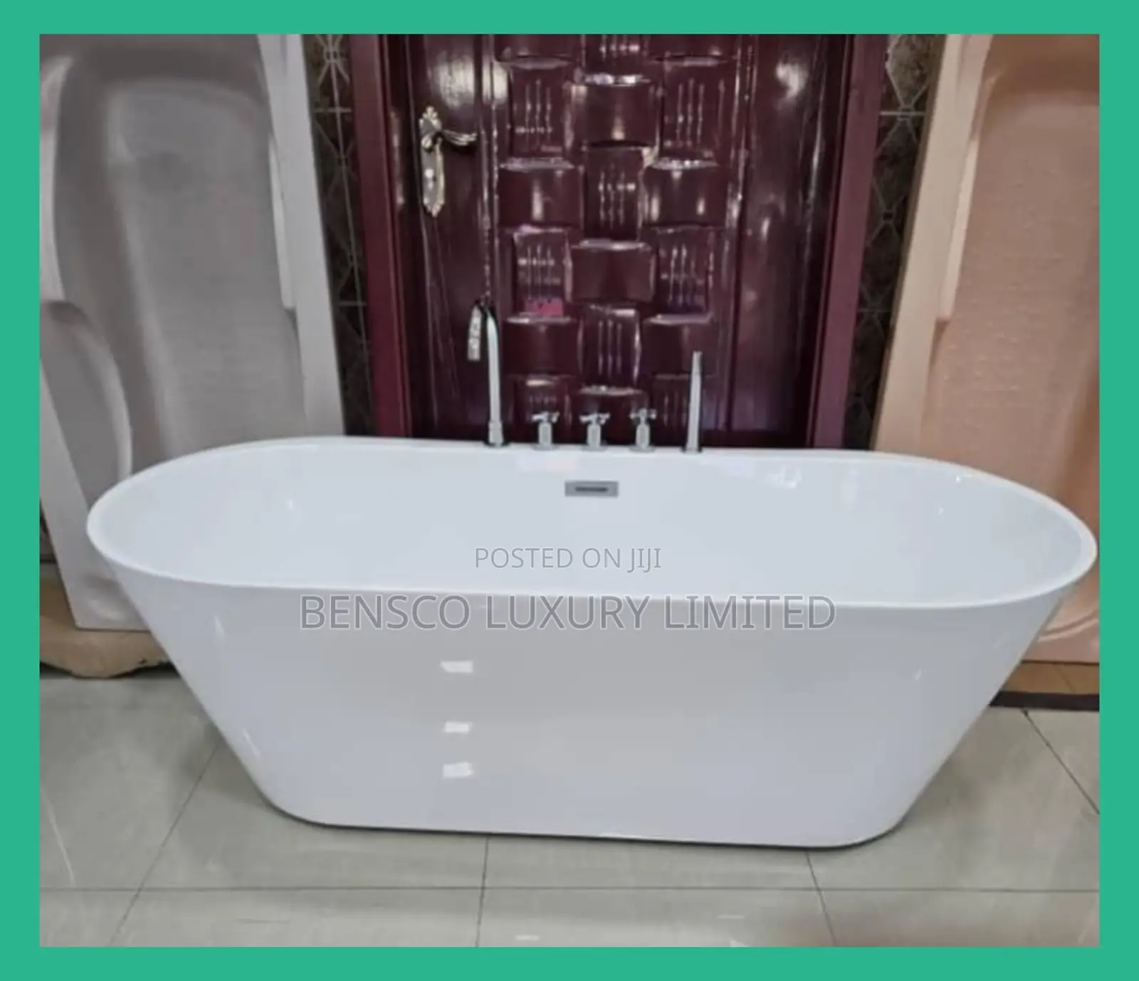 Luxury Freestanding Bathtub – Modern Acrylic Soaking Tub With Overflow