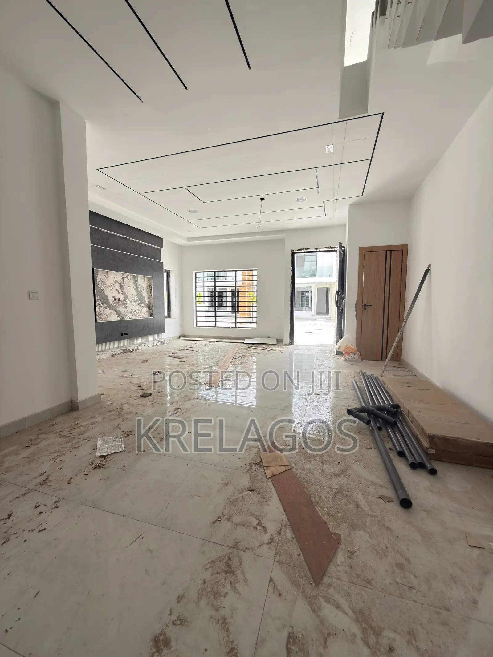 4bdrm Duplex in Orchid, Chevron for sale