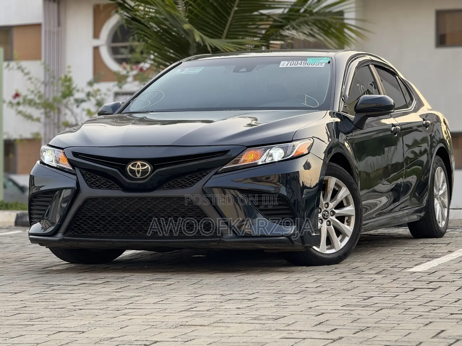 Toyota Camry SE (2.5L 4cyl 8A) 2019 Black