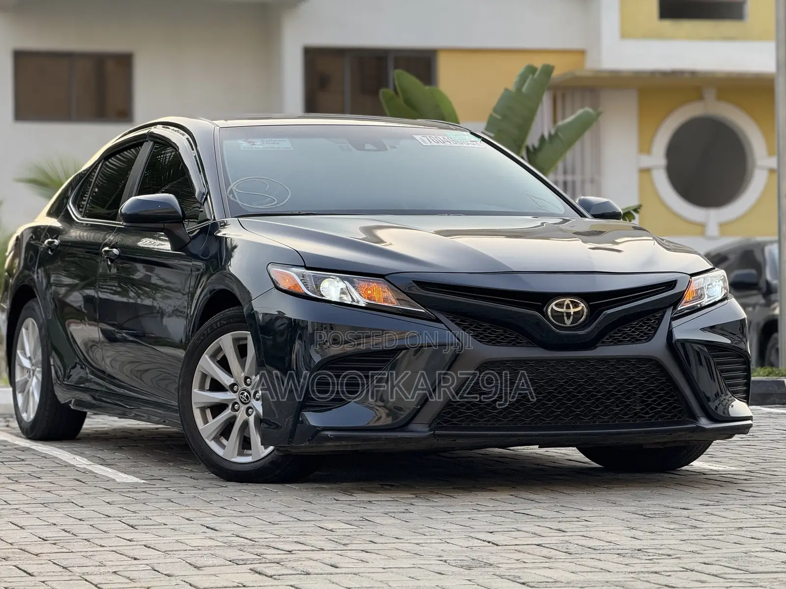 Toyota Camry SE (2.5L 4cyl 8A) 2019 Black