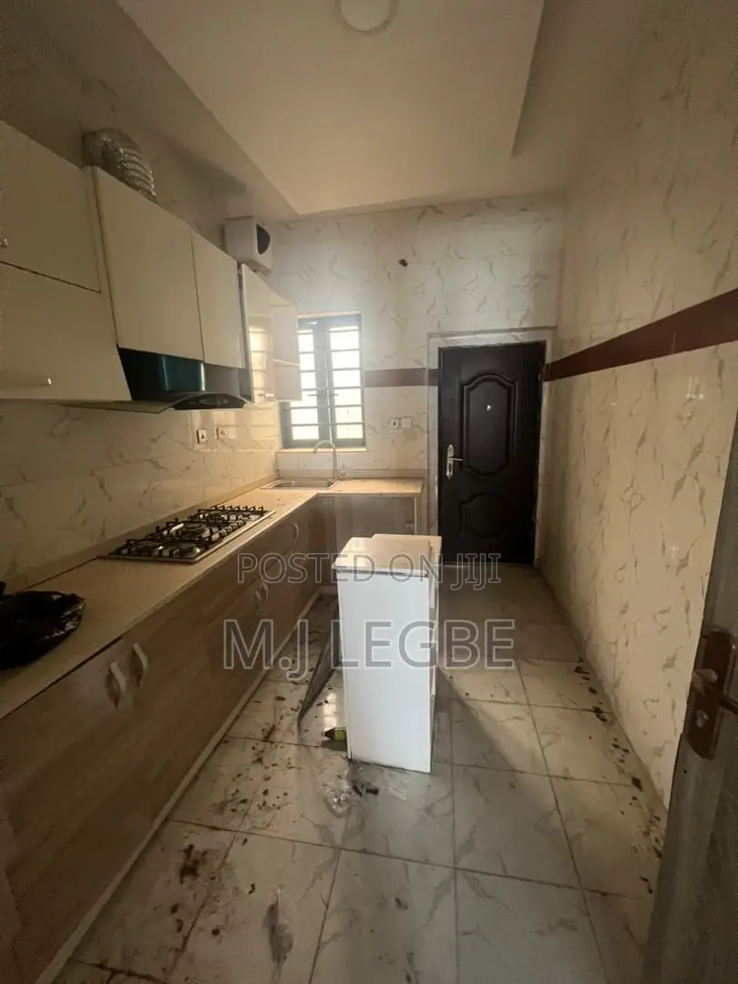 Mini Flat in Ikota, Lekki for rent