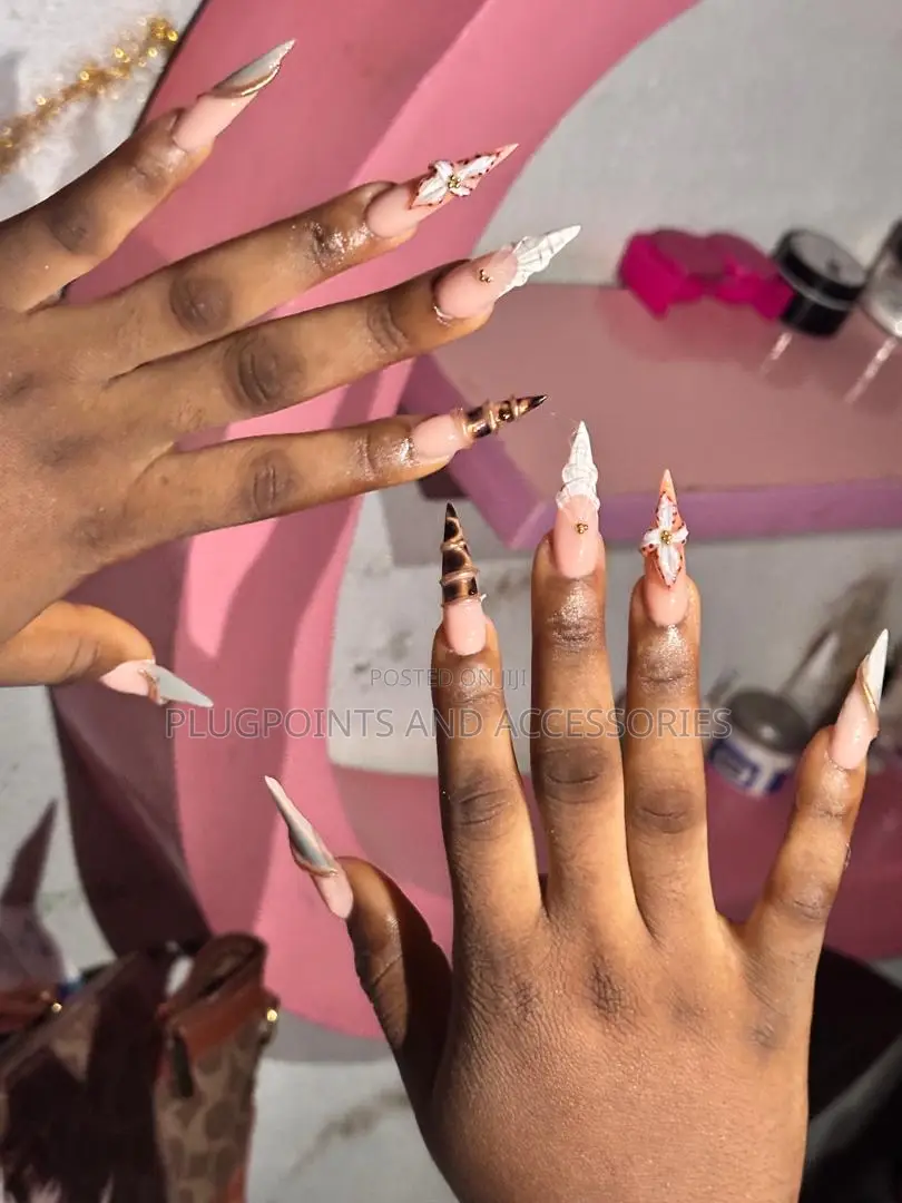 Nails Tech