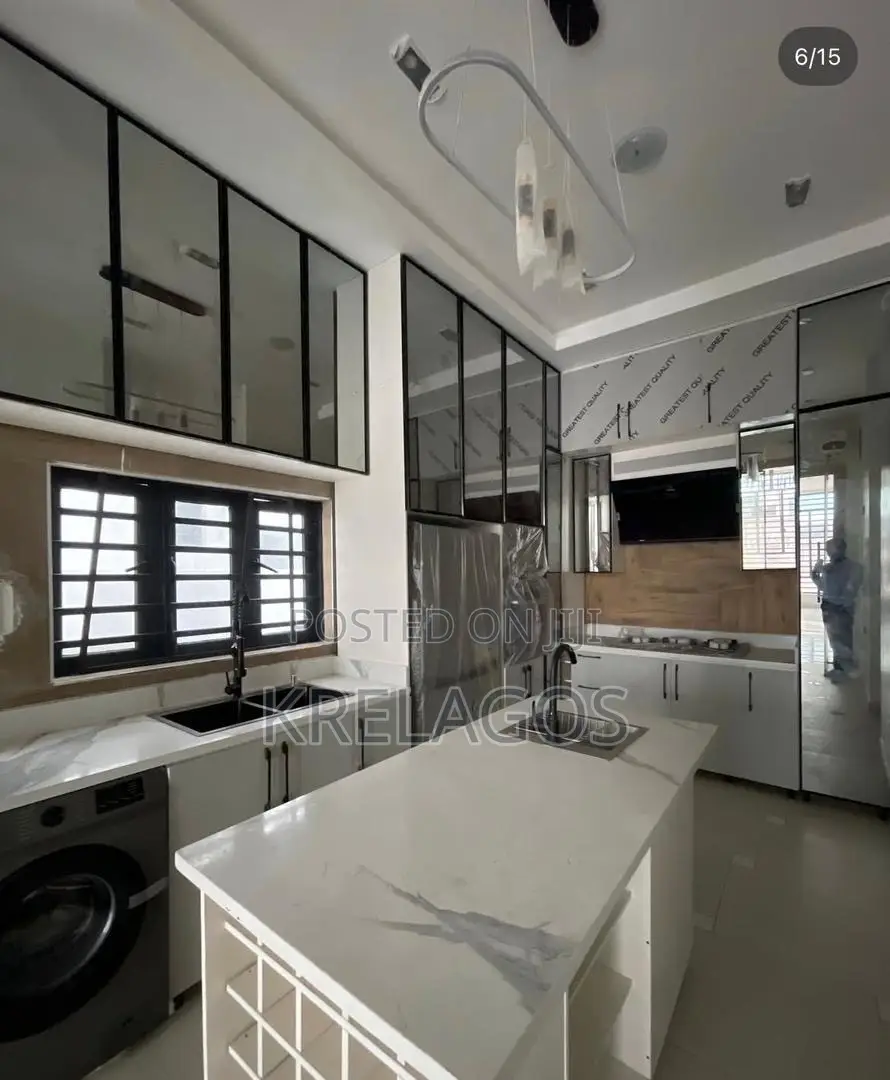 4bdrm Duplex in Orchid, Chevron for rent