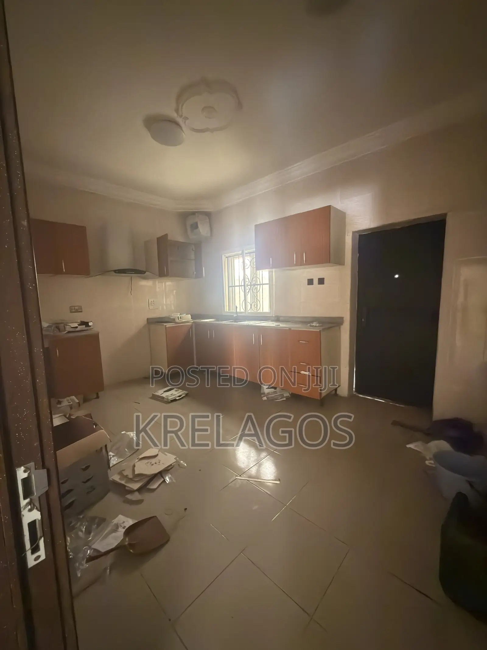 4bdrm Duplex in Ikota for sale