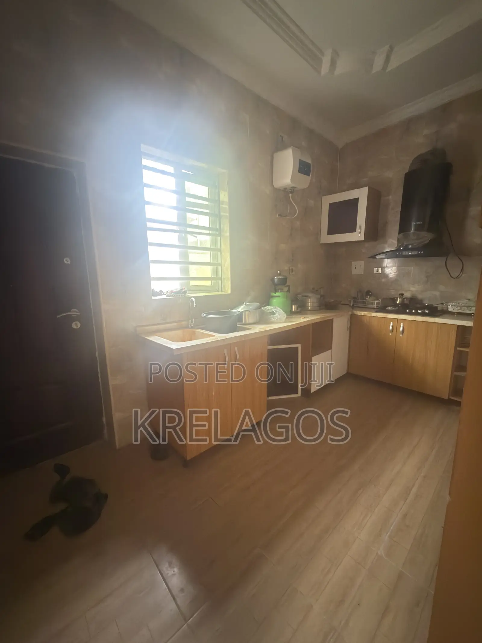 4bdrm Duplex in Ikota for sale
