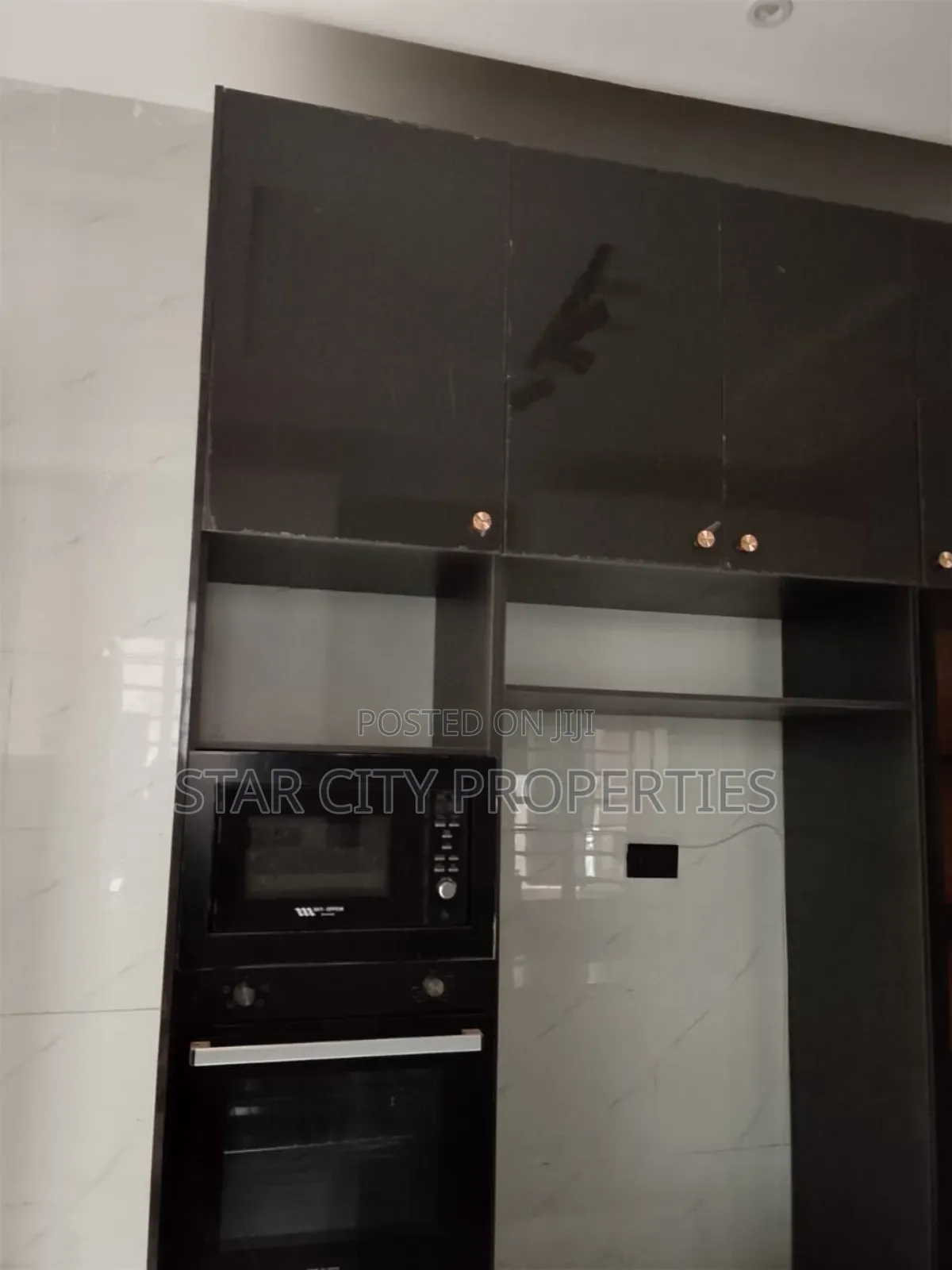 5bdrm Duplex in Magodo Isheri for rent