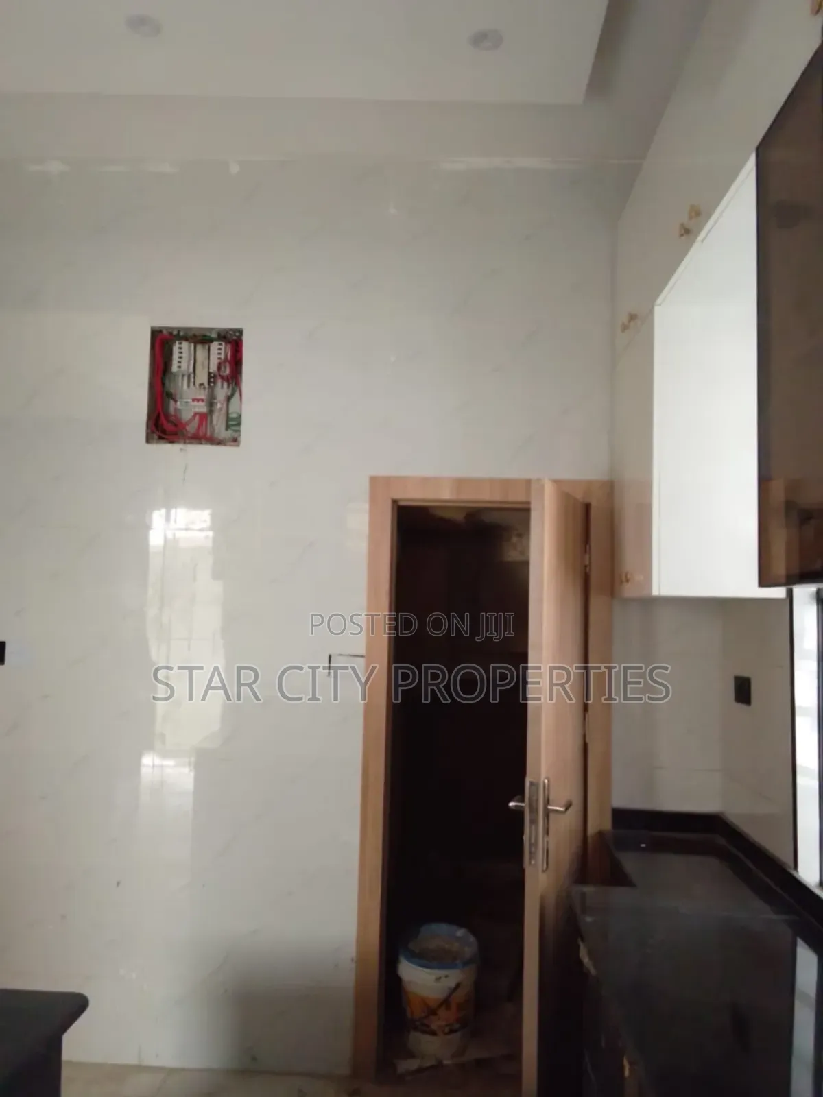 5bdrm Duplex in Magodo Isheri for rent