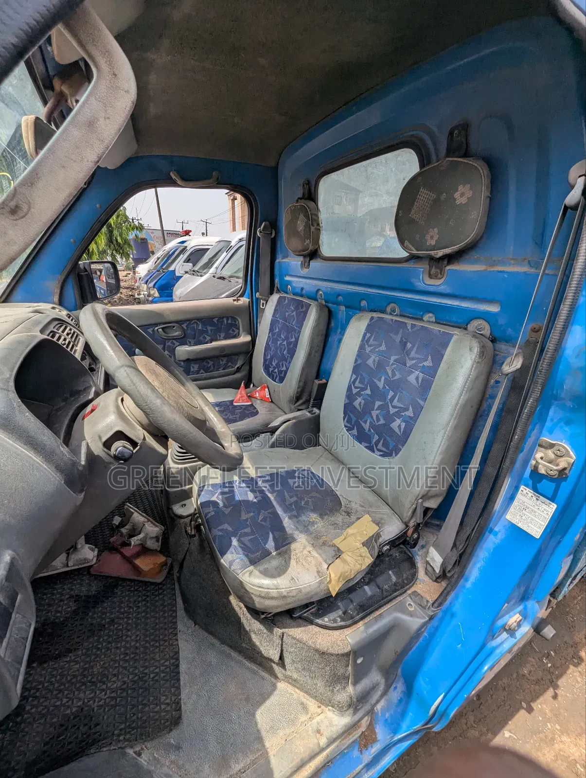 Ford 4 Plugs Suzuki Pickup Truck