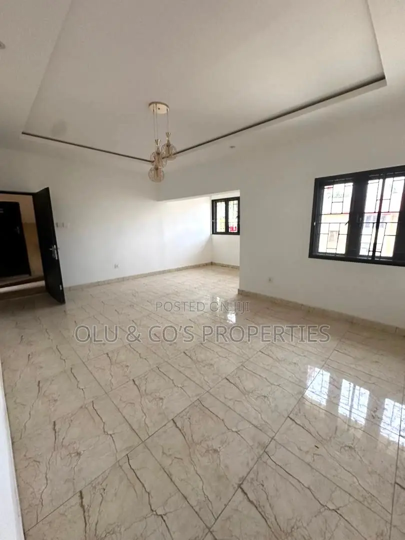 2bdrm Block of Flats in Garki 2 for rent