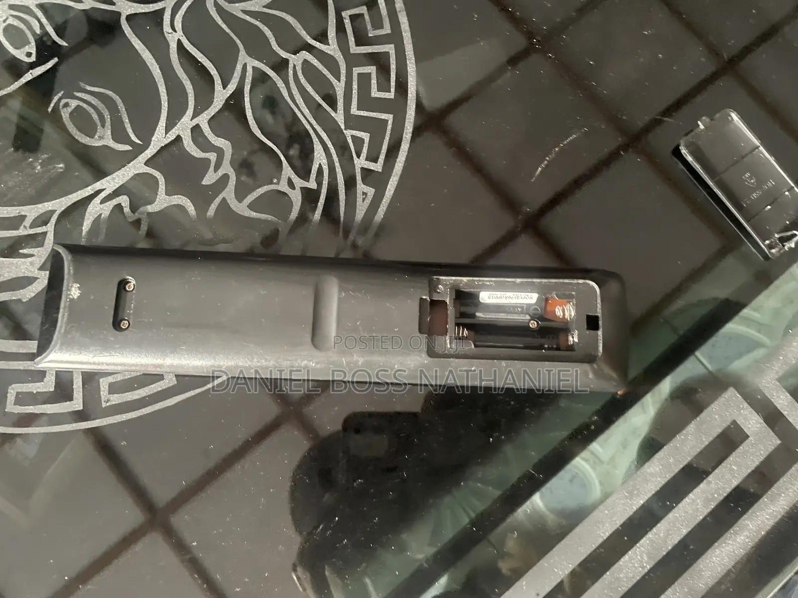 Ometter Universal TV Remote.