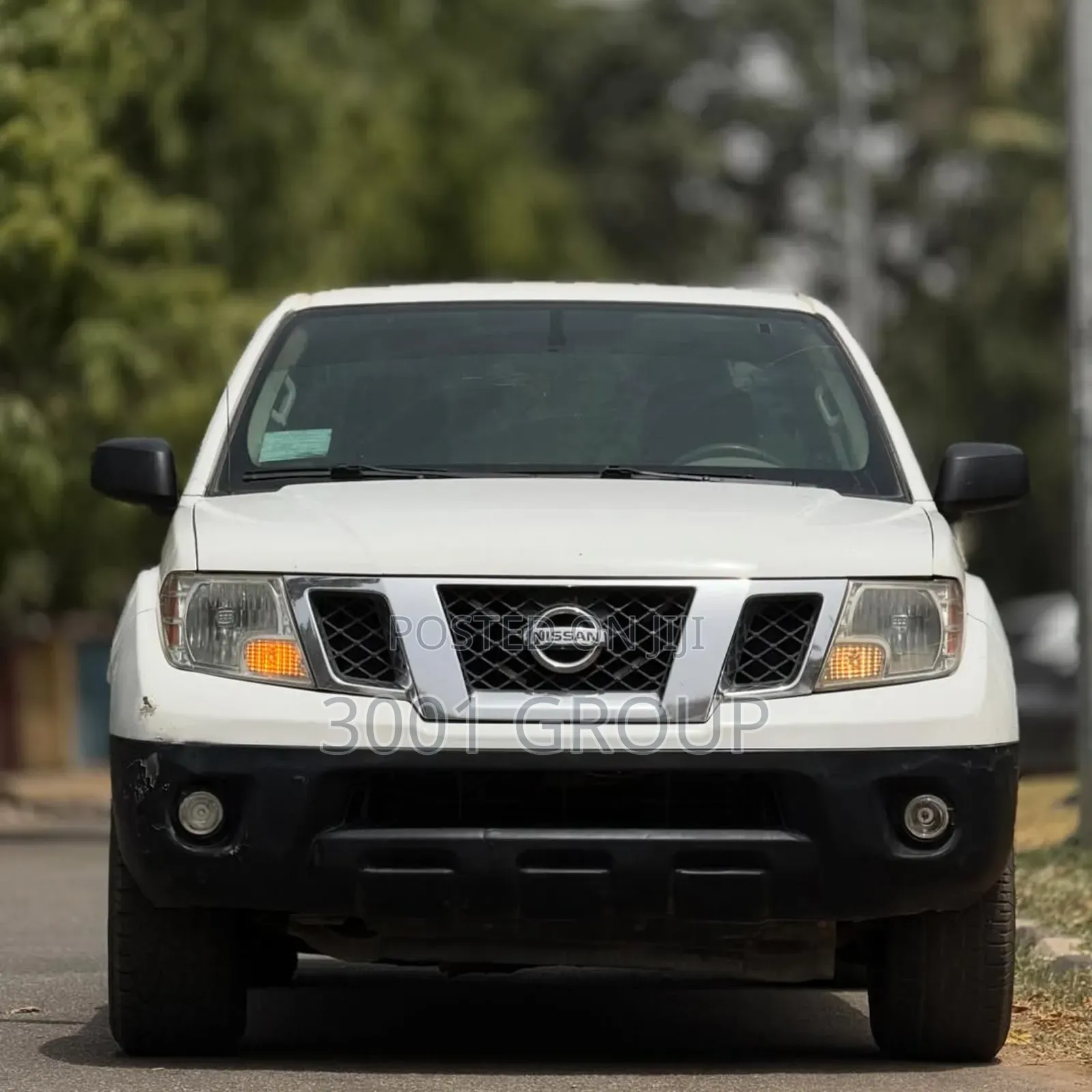 Nissan Frontier 2015 White