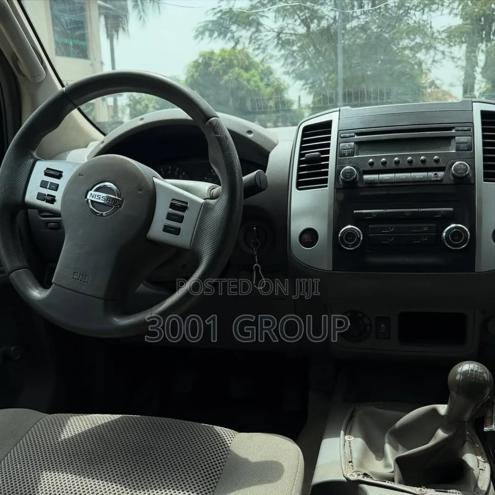 Nissan Frontier 2015 White