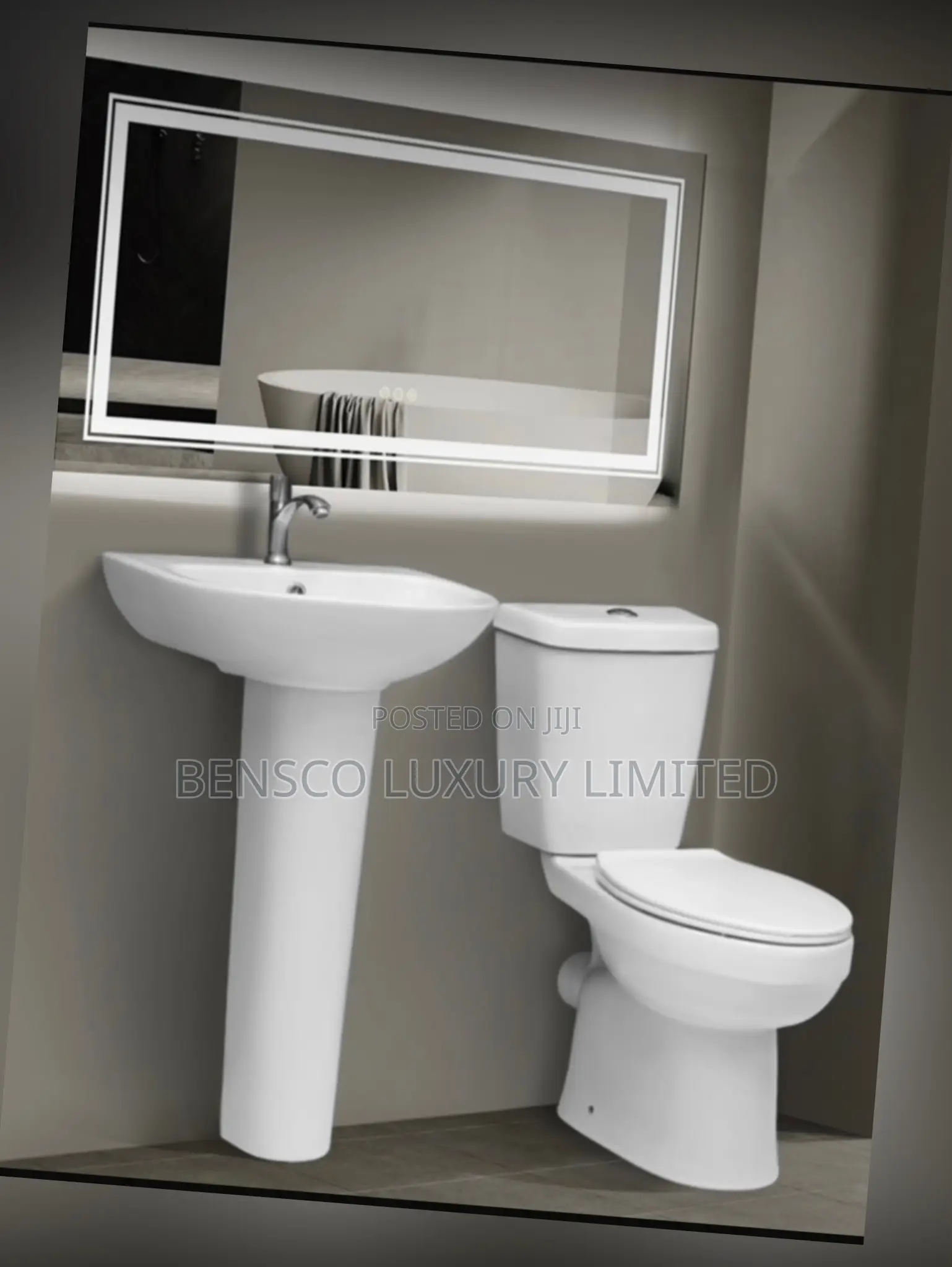 Luxury Milano White Ceramic Wc and Pedestal Sink Set