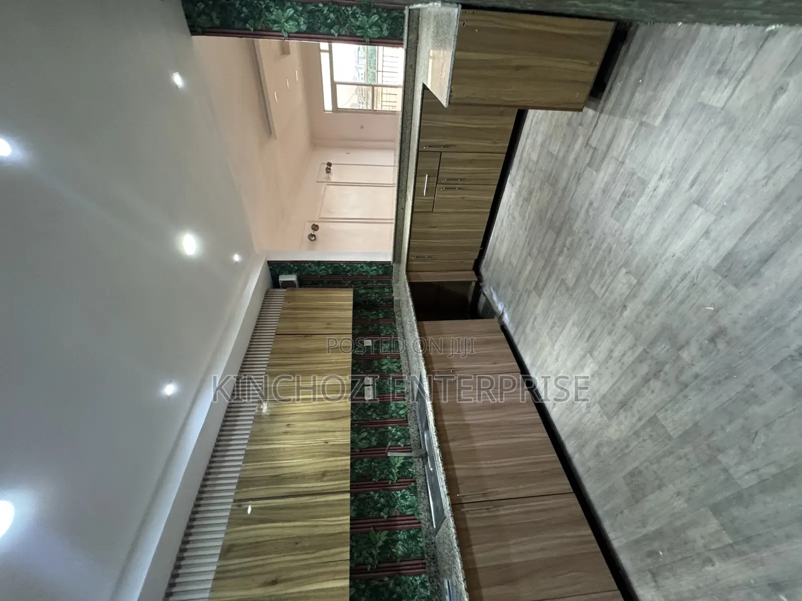 3bdrm Block of Flats in Lekki Luxury Flats for rent