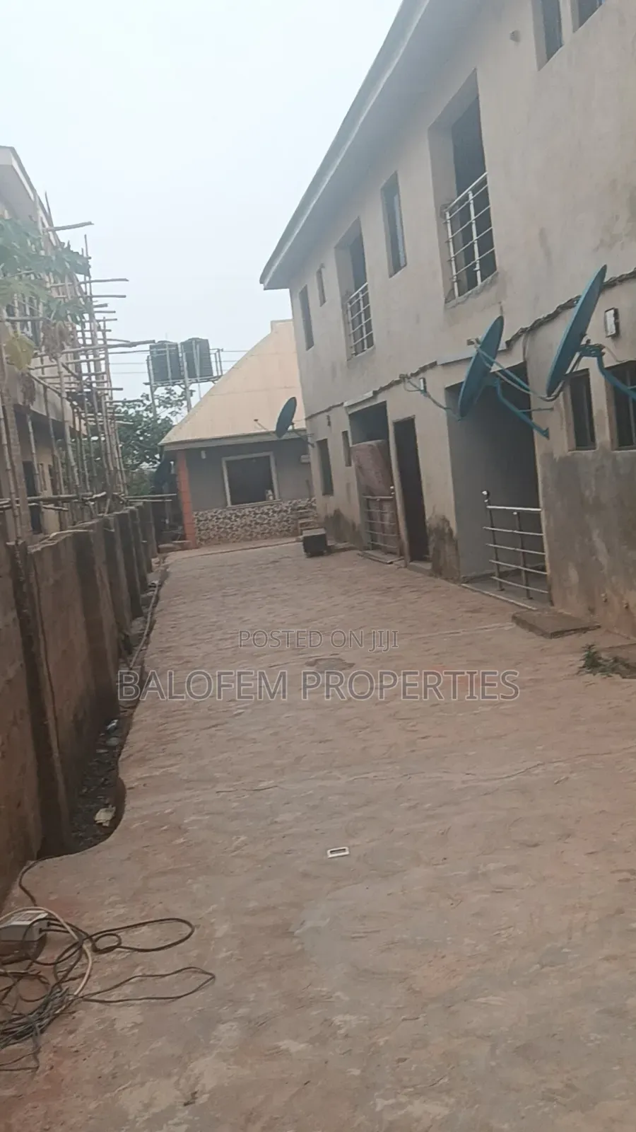 10bdrm Block of Flats in Balofem Properties &, Abeokuta South for sale