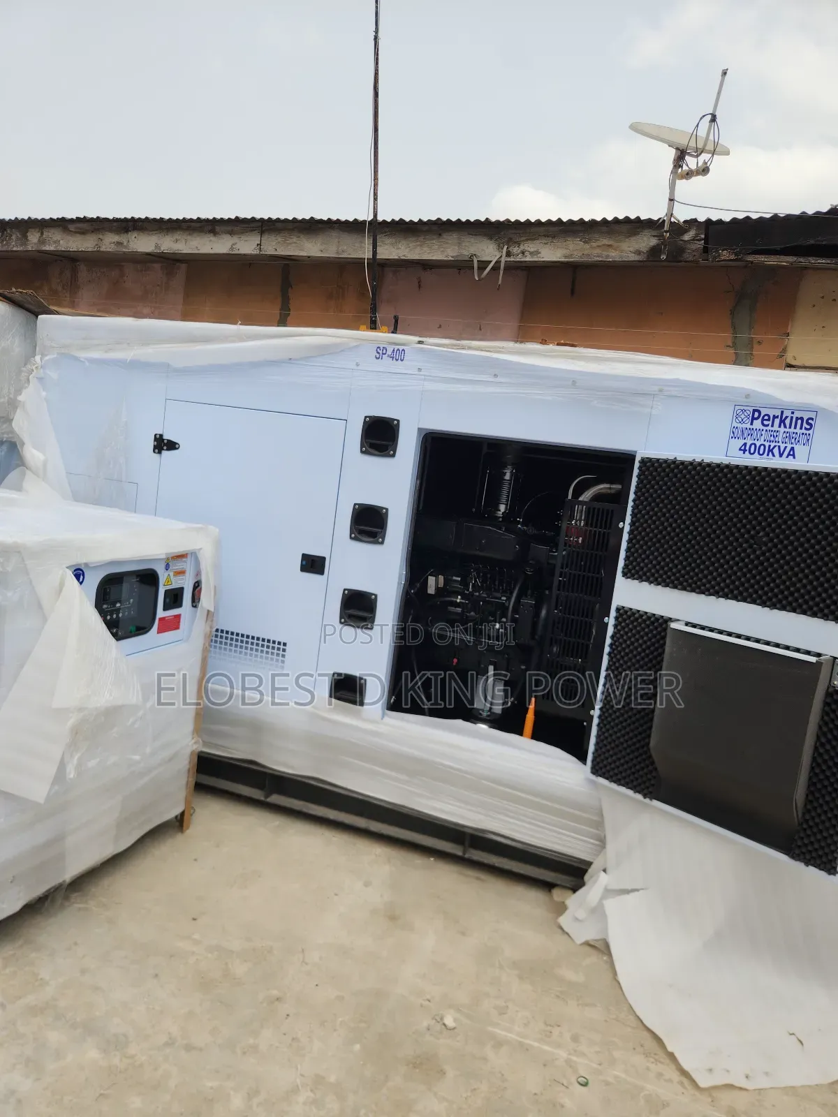 400kva Perkins Diesel Soundproof Generator With 3 Years Warranty
