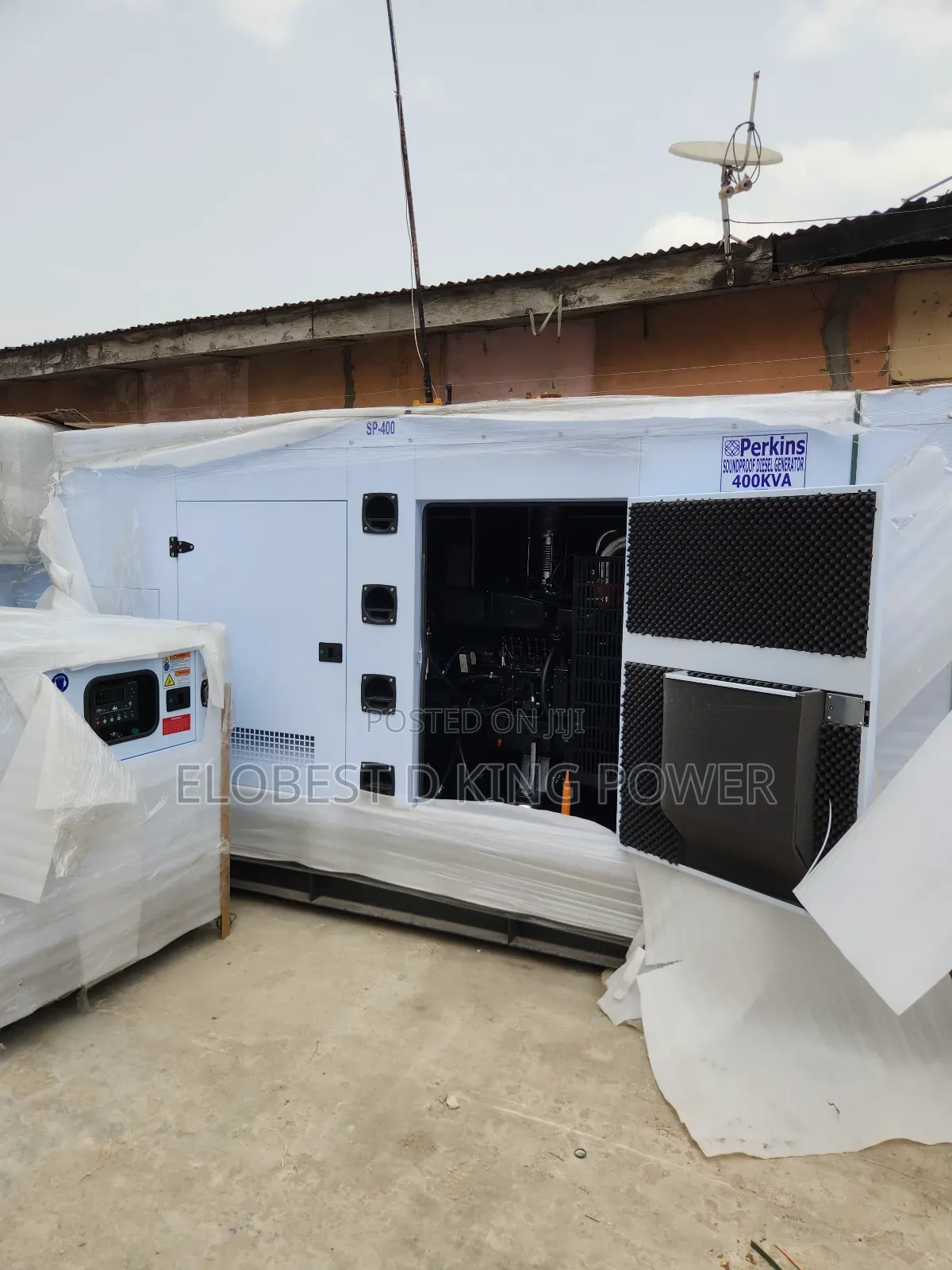 400kva Perkins Diesel Soundproof Generator With 3 Years Warranty