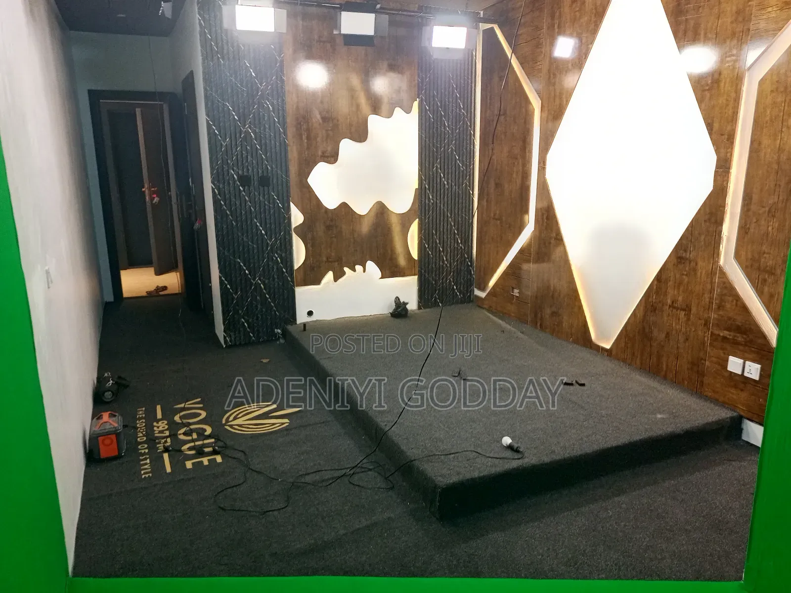 Soundproof, Padded, Acoustic Treatment and Music Studio