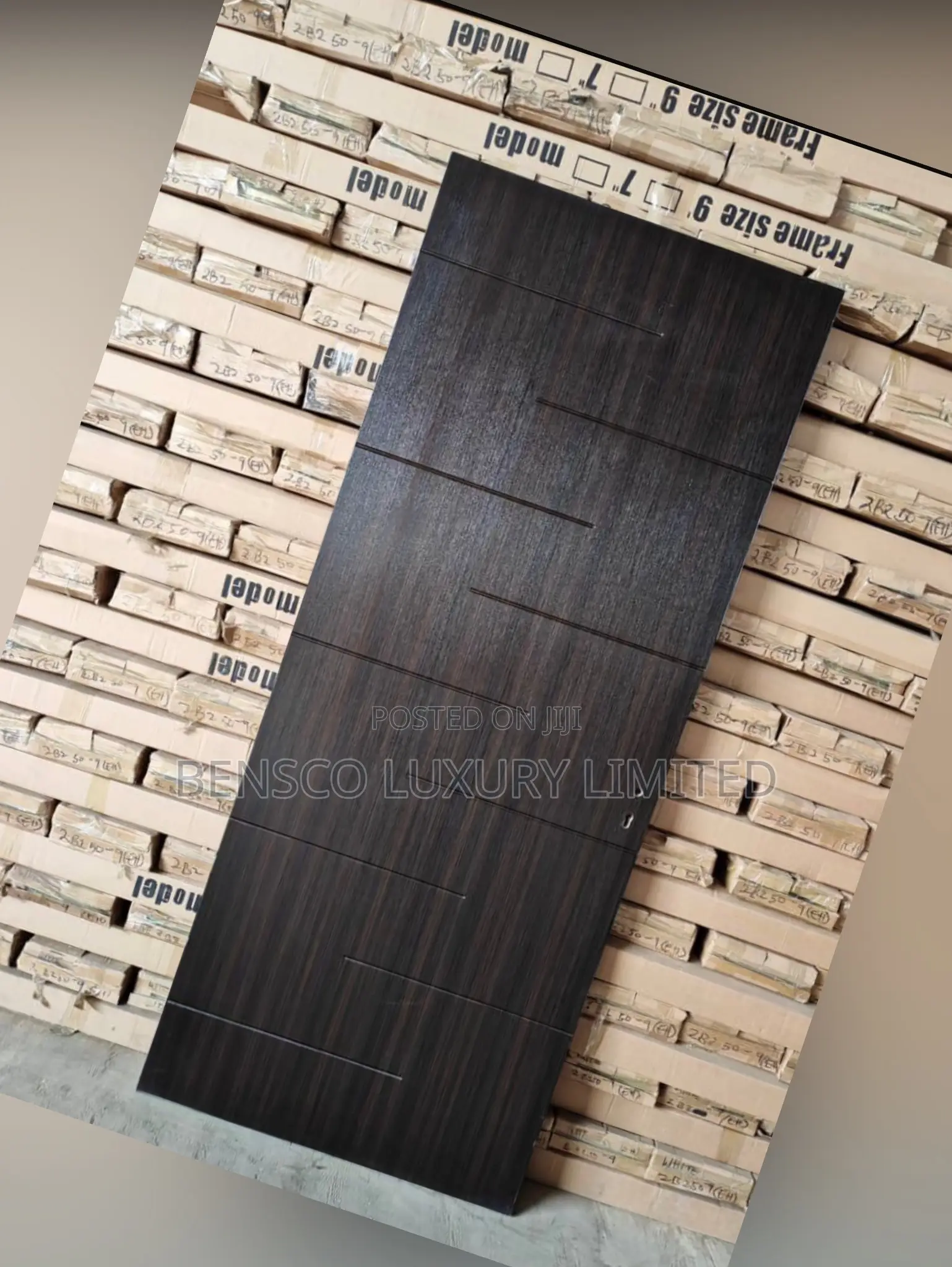 Modern Interior Door – Colon Black Z011 With Ash Aluminum Strips