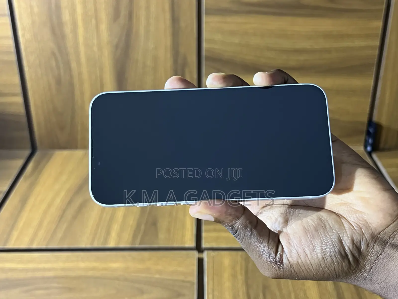 Apple iPhone 16e 128 GB White