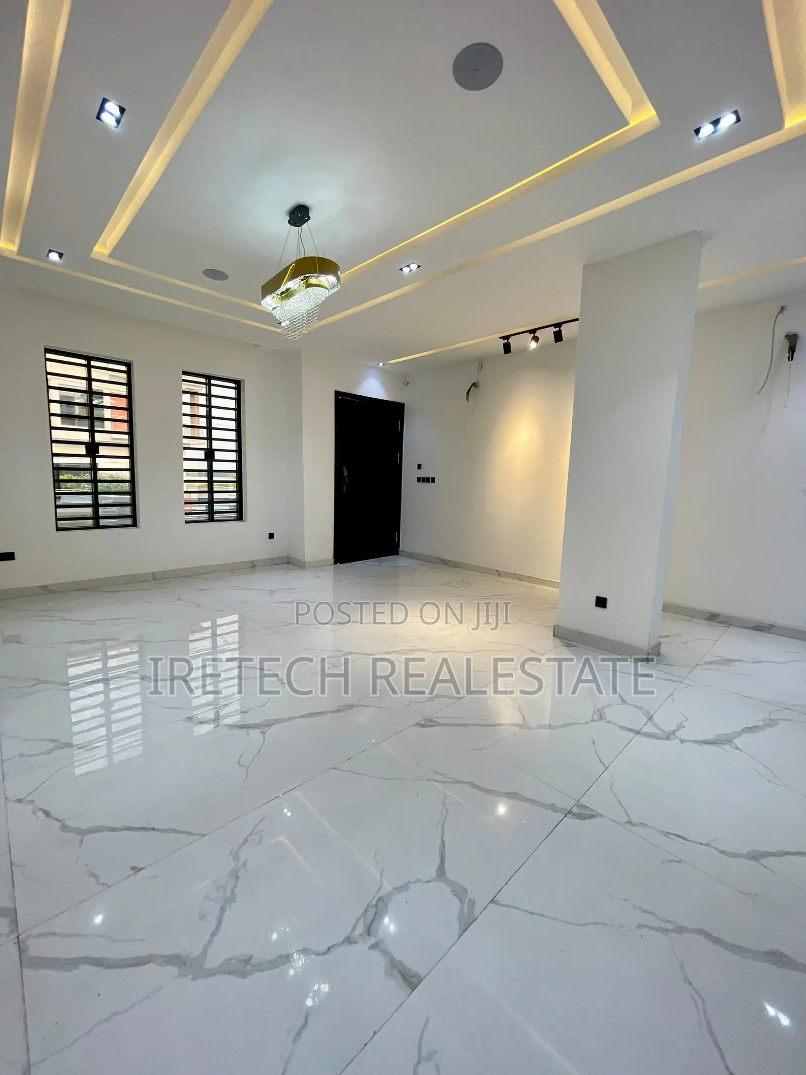 5bdrm Duplex in Megamound Estate, Ikota for sale