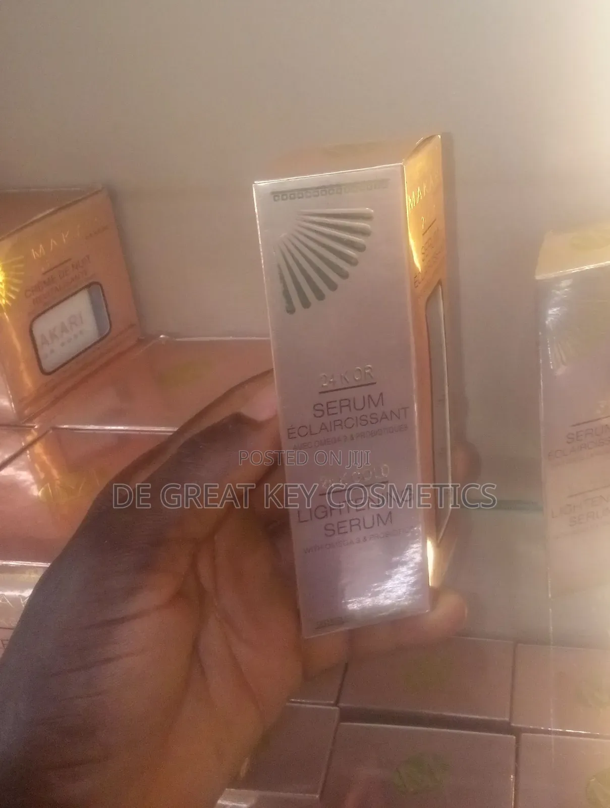 Makari Gold Lightening Serum With Omega 3 and Probiotics