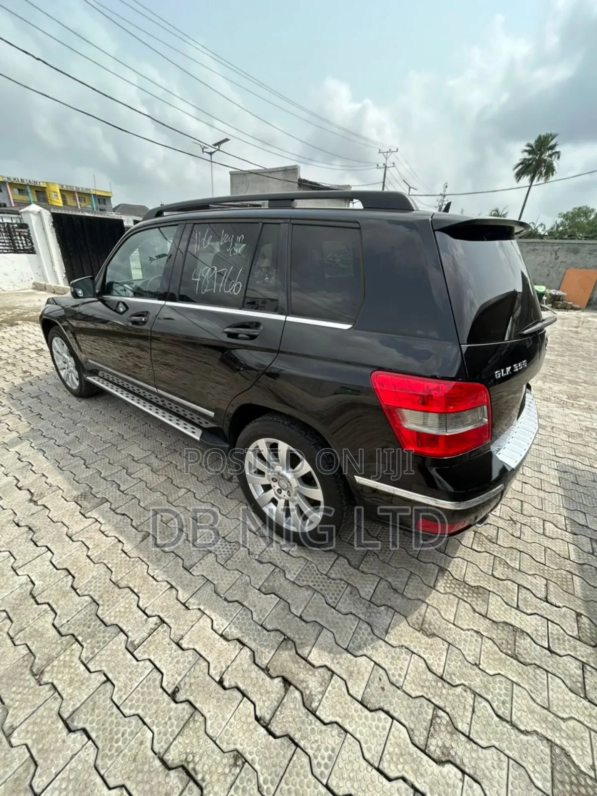 Mercedes-Benz GLK-Class 350 2011 Black