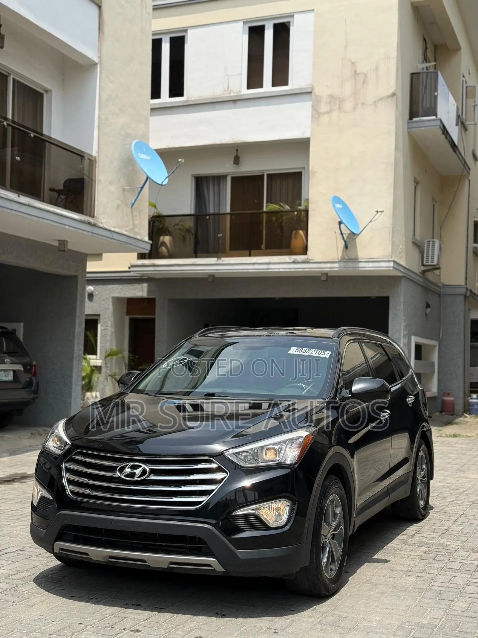 Hyundai Santa Fe SE AWD 2016 Black