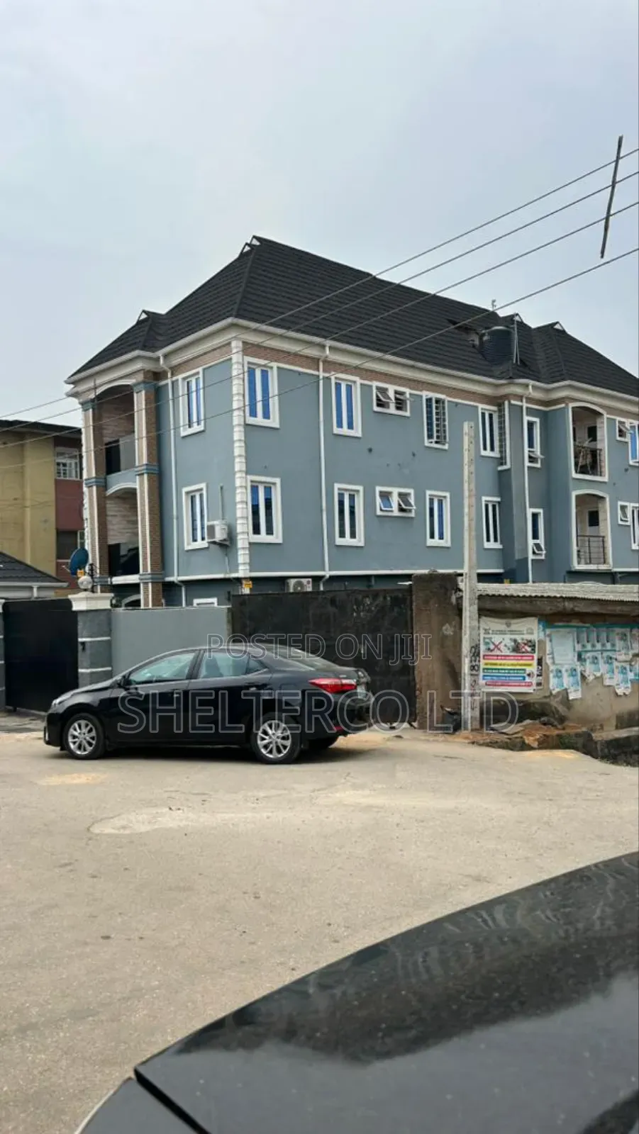 12bdrm Block of Flats in Gated, Oregun for sale