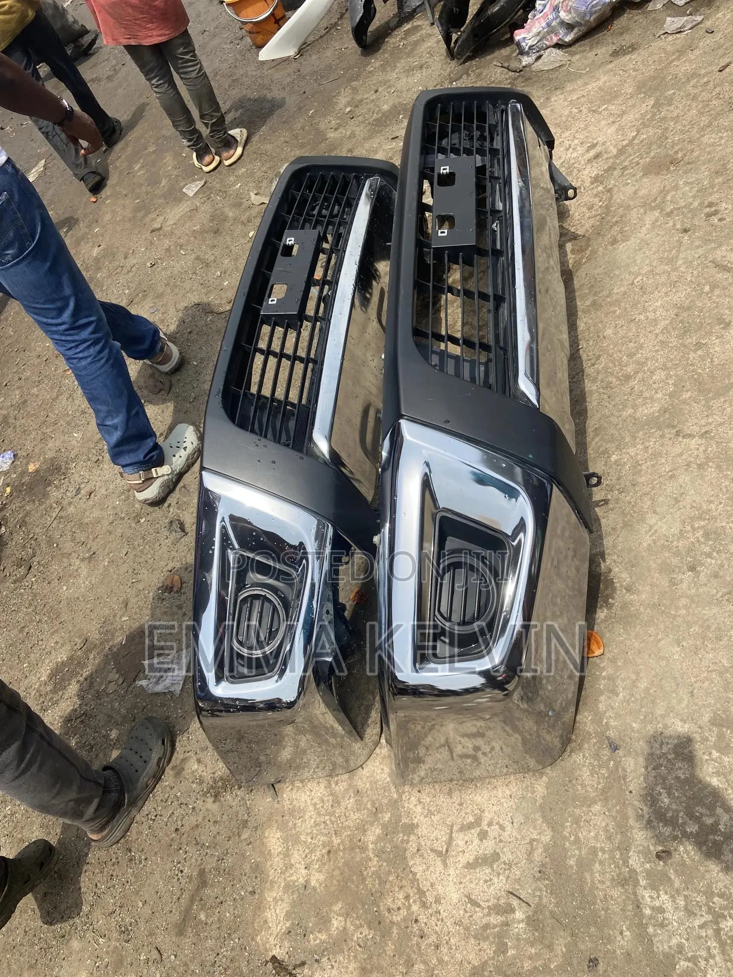 Complete Front Bumper for Toyota Hilux 2015/2017 Model