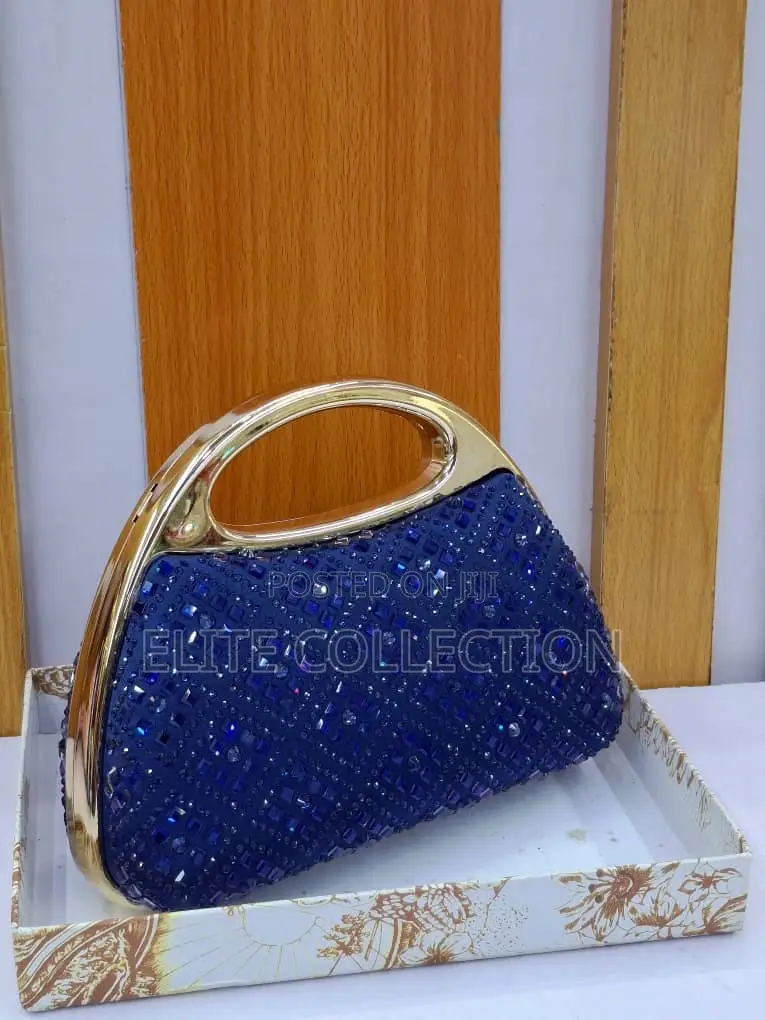 Charles Keith Mini Bag Comes With Longer Straps