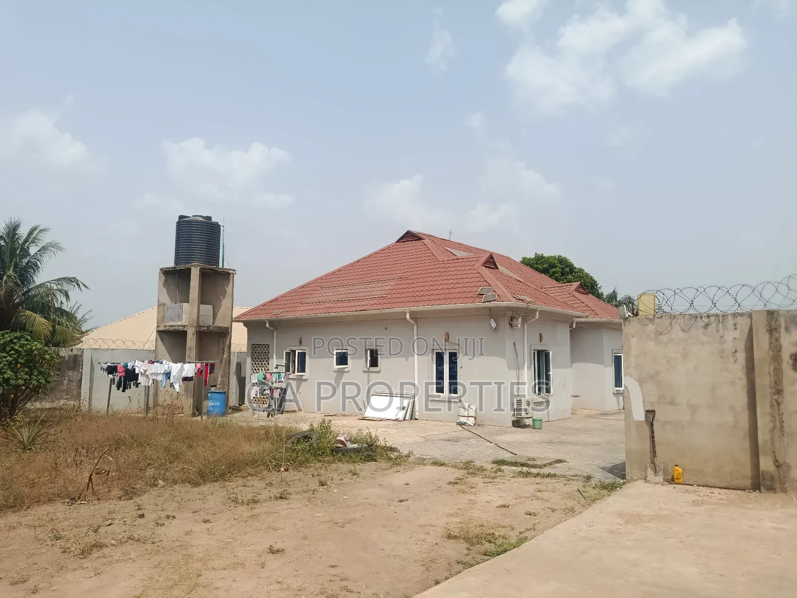 3bdrm Bungalow in Ibadan for sale