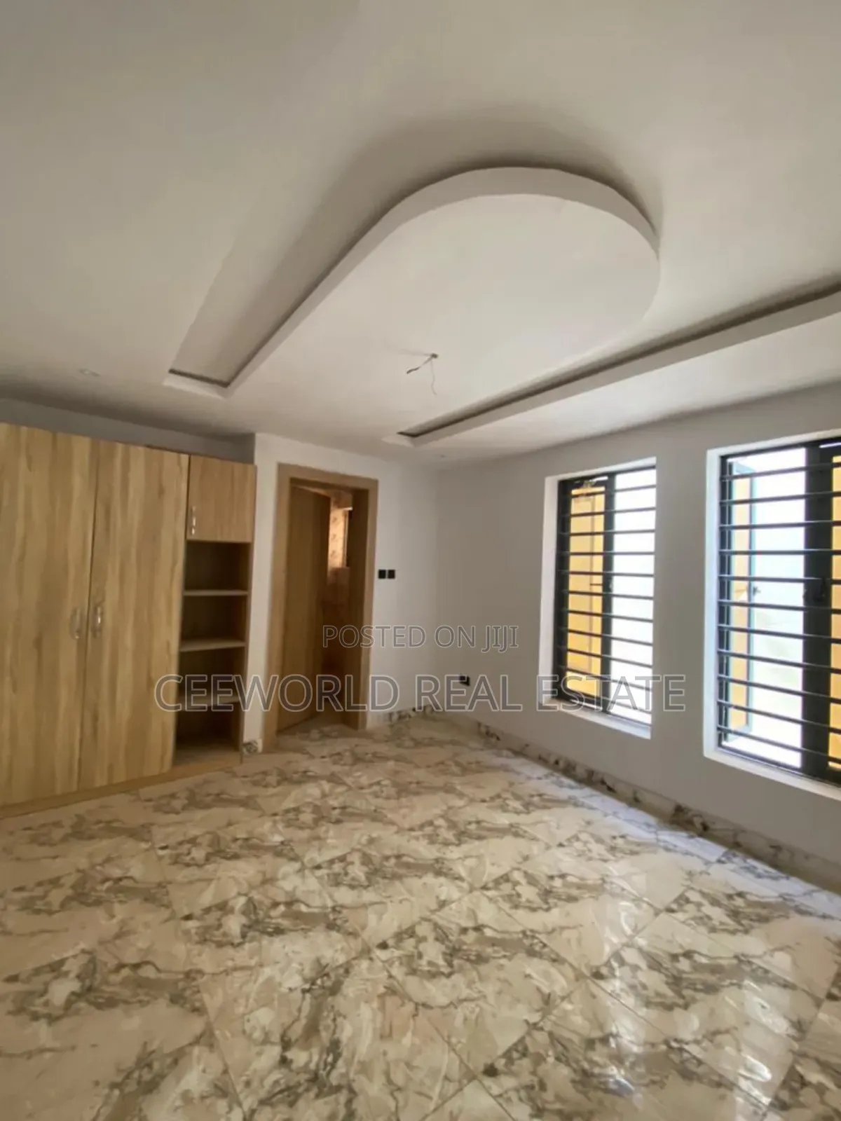 4bdrm Duplex in Iyana Adeoyo Gra, Rind Road for sale