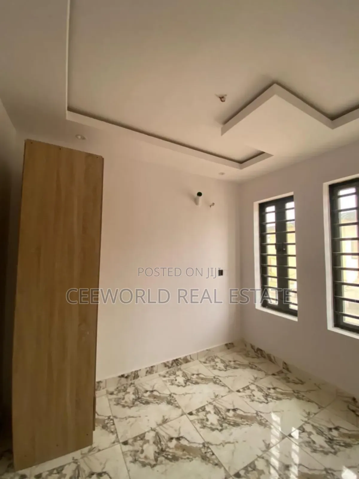 4bdrm Duplex in Iyana Adeoyo Gra, Rind Road for sale